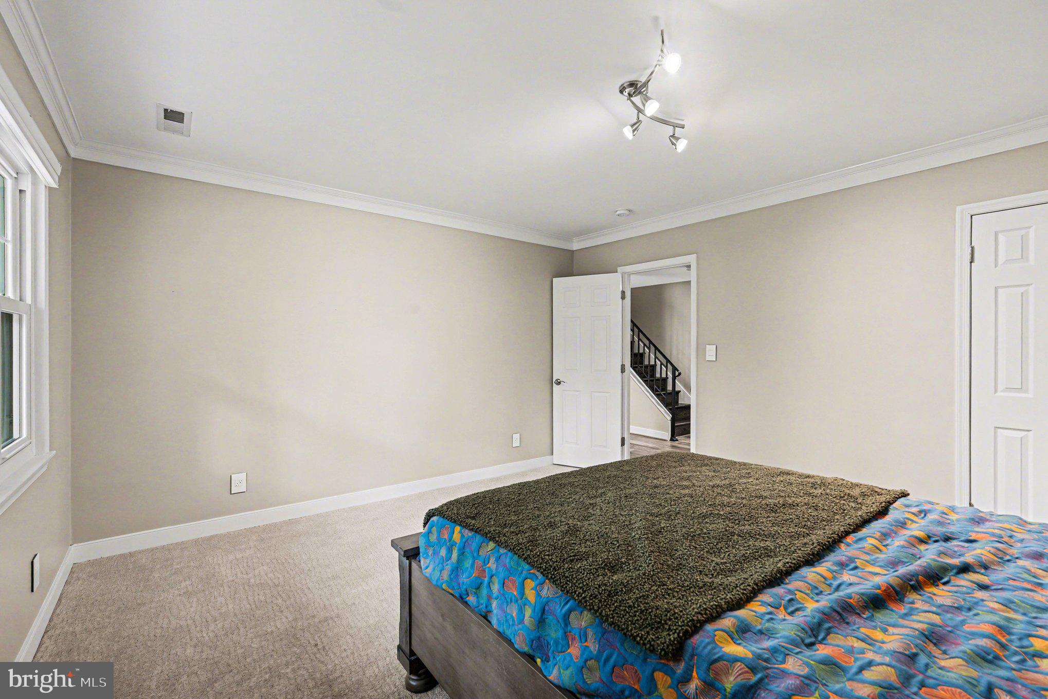 RIVER BLUFFS - Residential