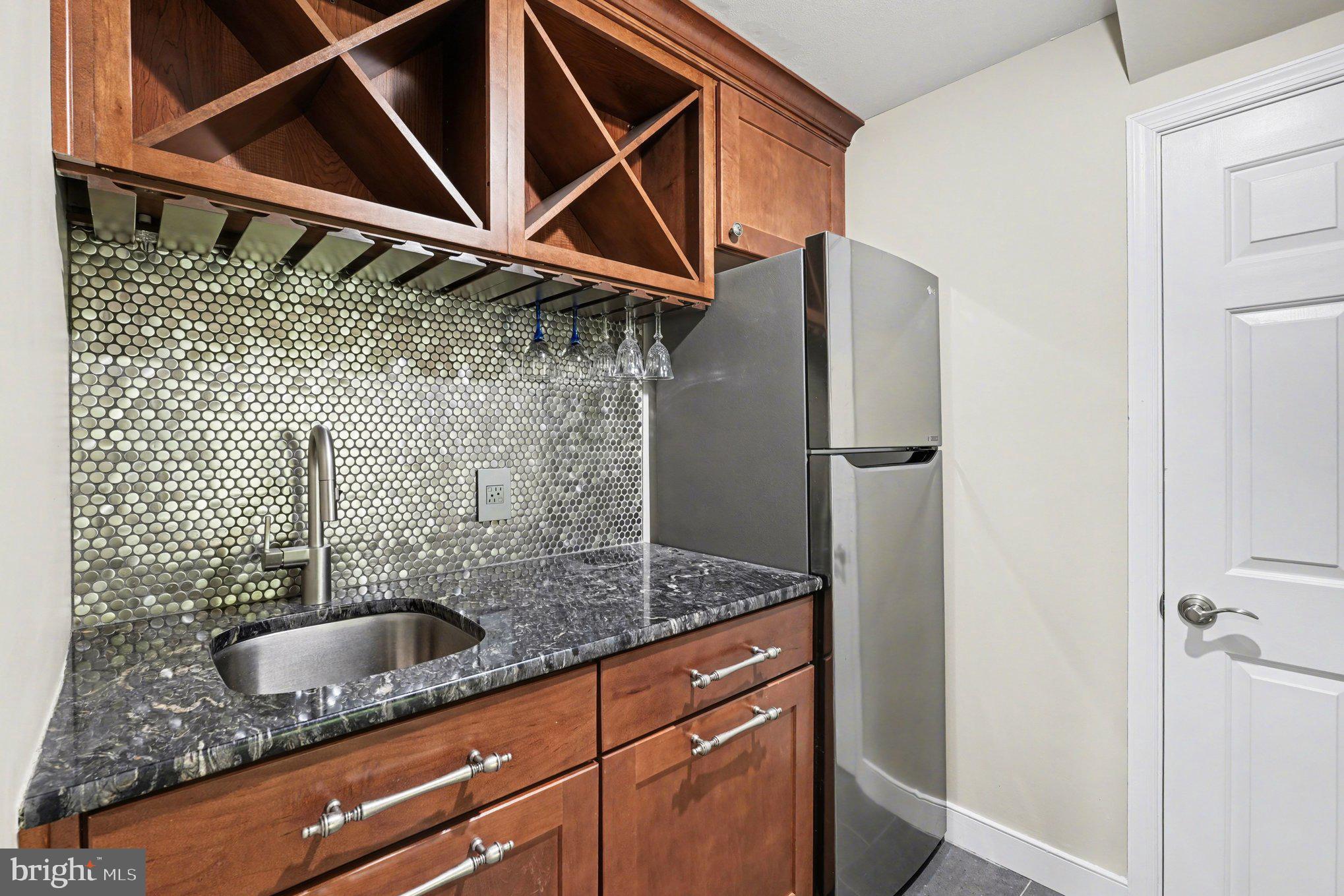 RIVER BLUFFS - Residential