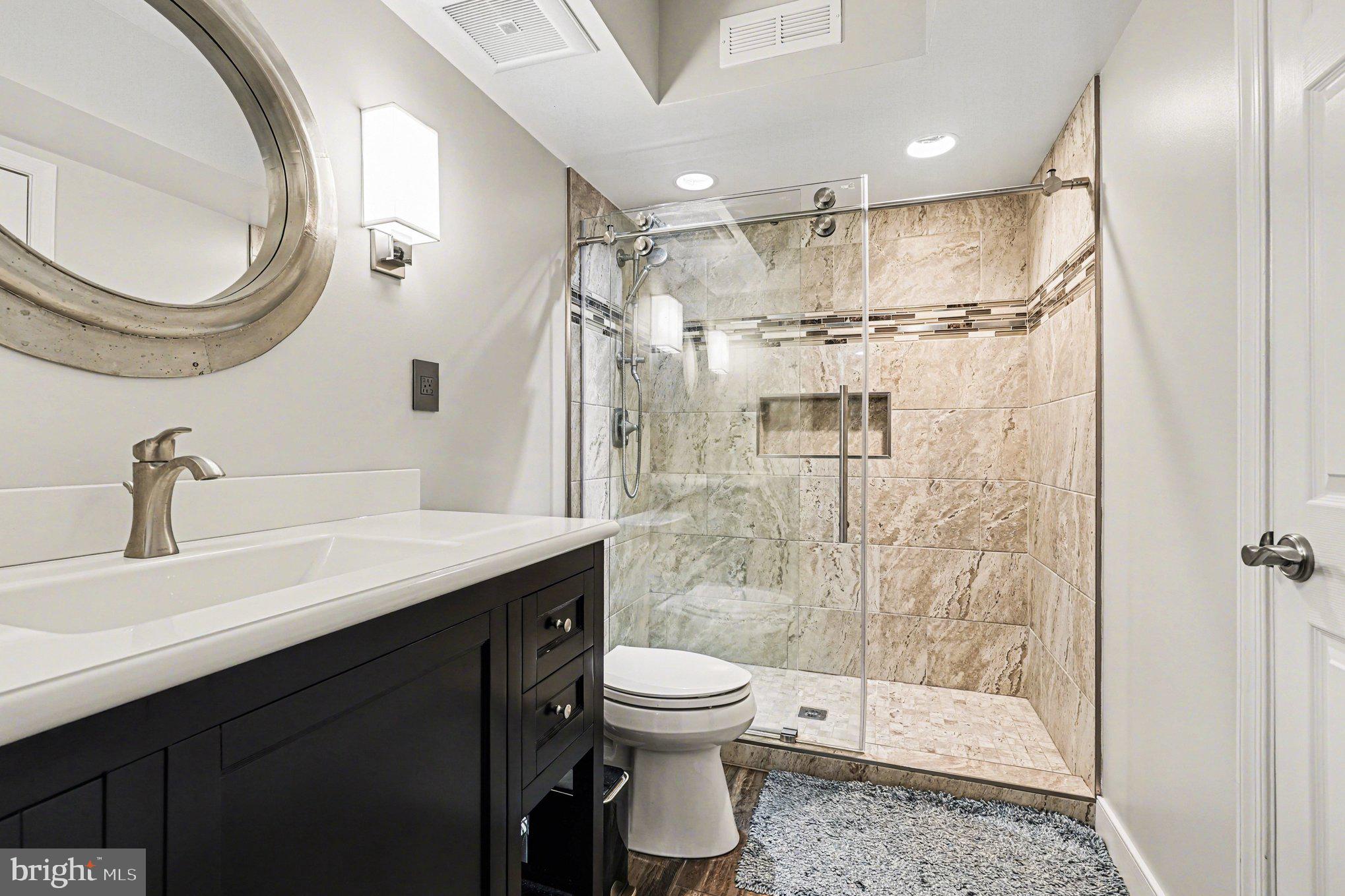 RIVER BLUFFS - Residential