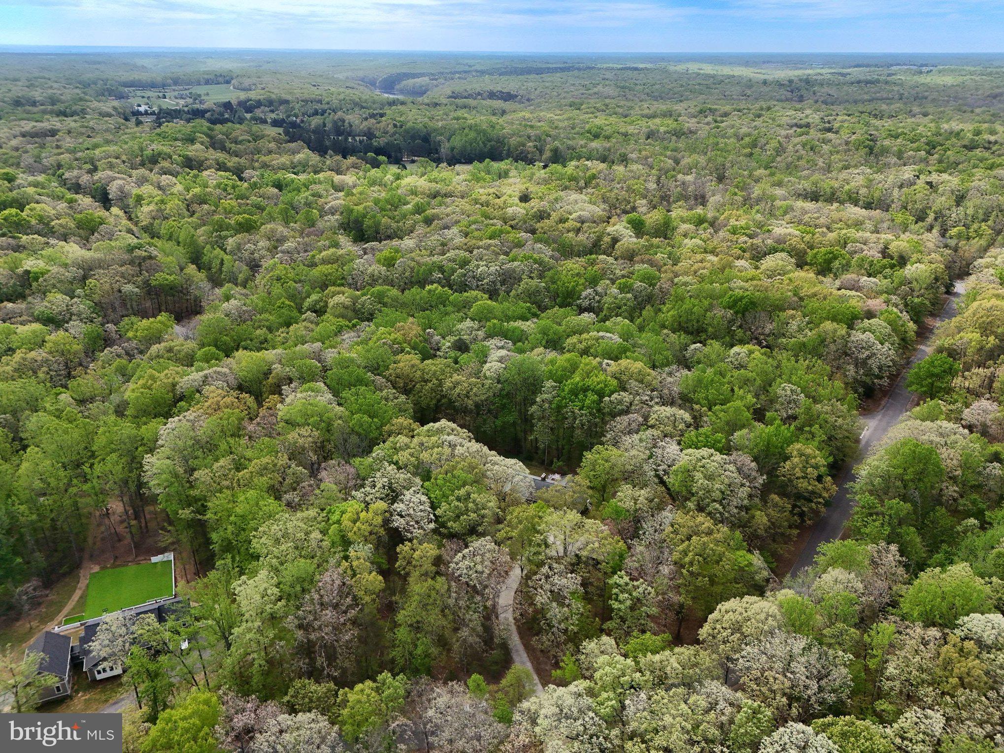 RIVER BLUFFS - Residential