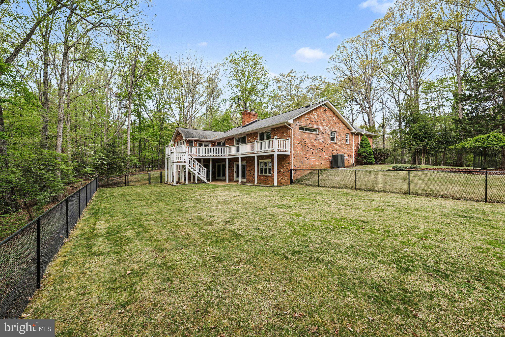 RIVER BLUFFS - Residential