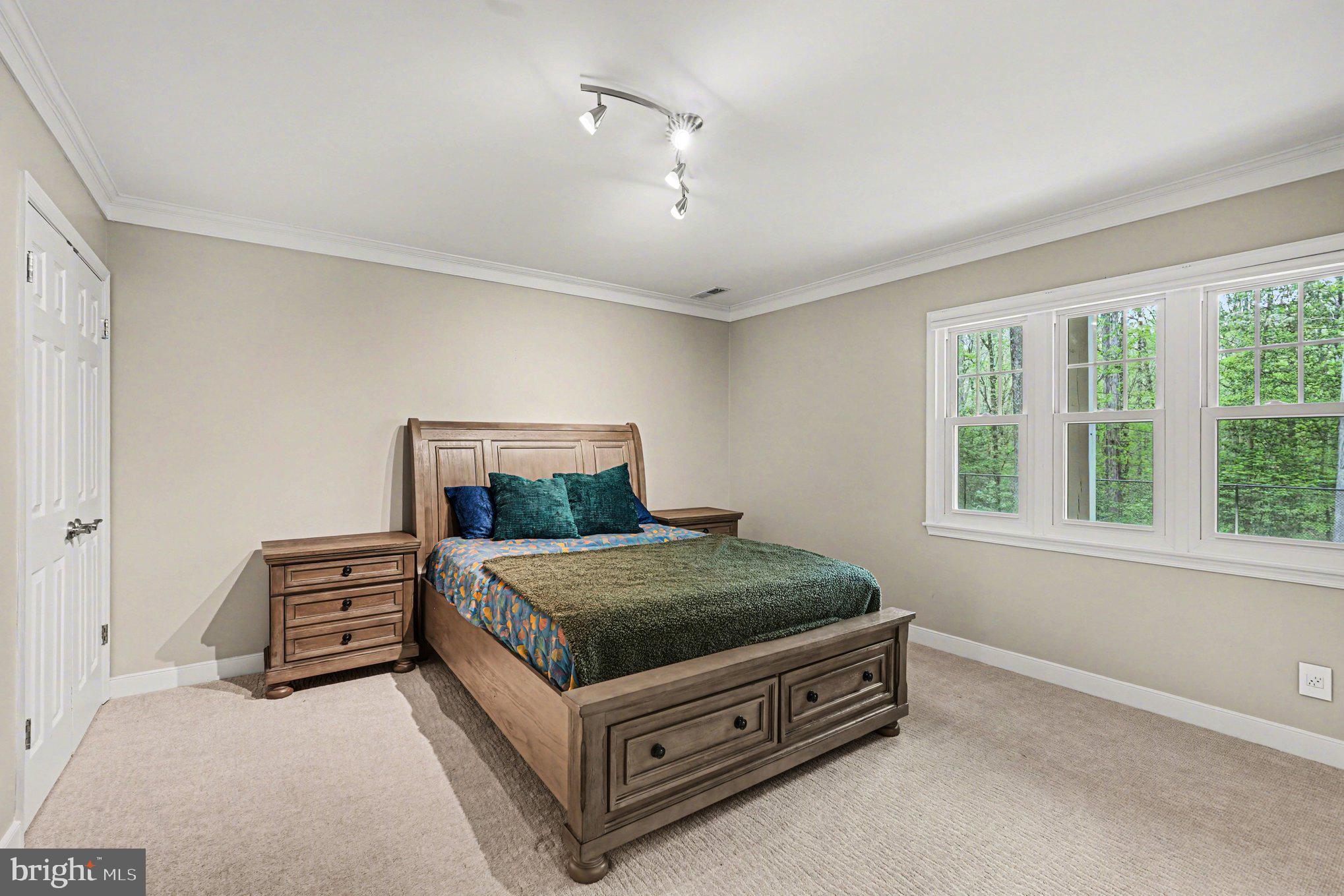 RIVER BLUFFS - Residential