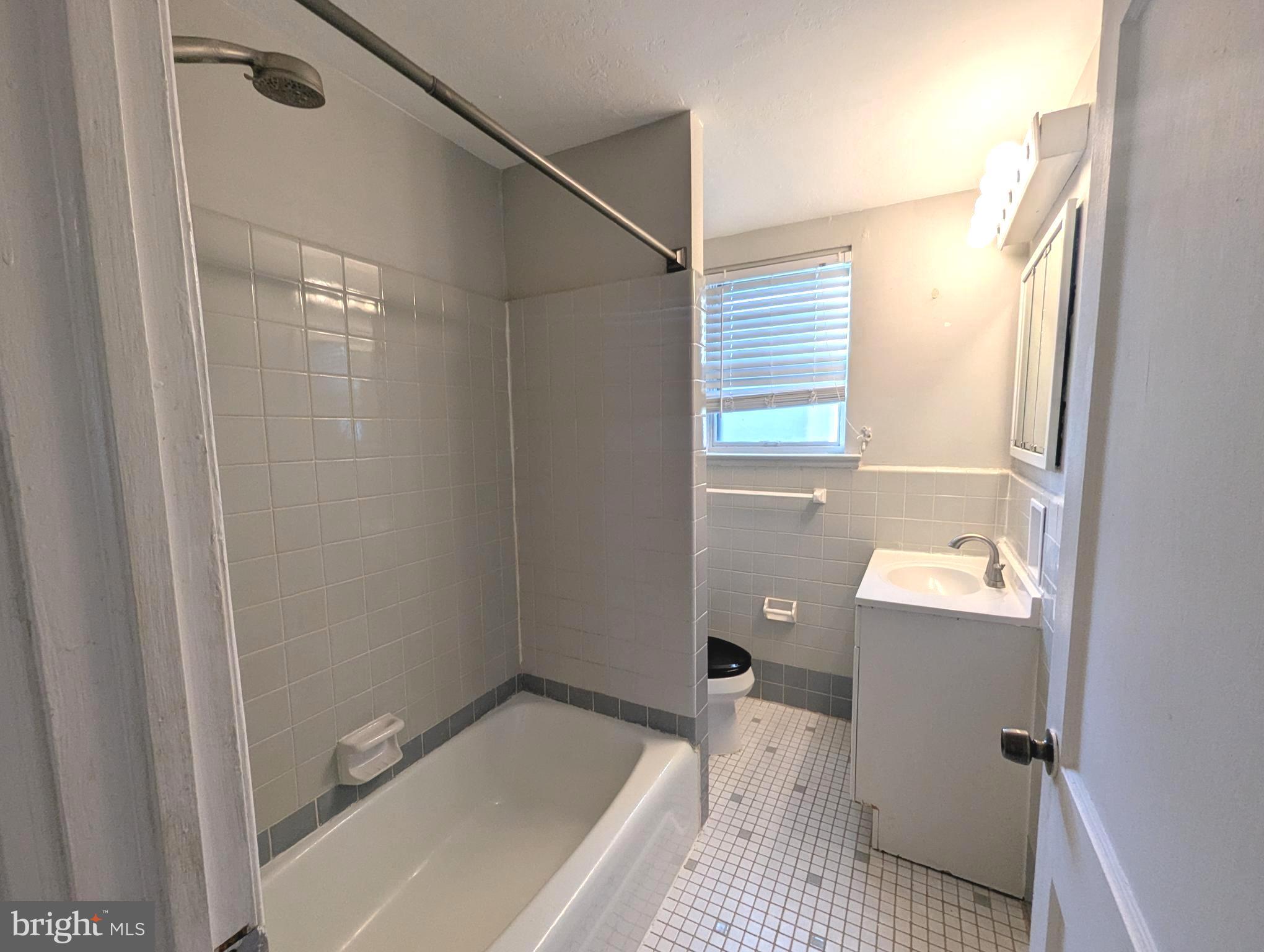 MELROSE PARK GARDENS - Residential