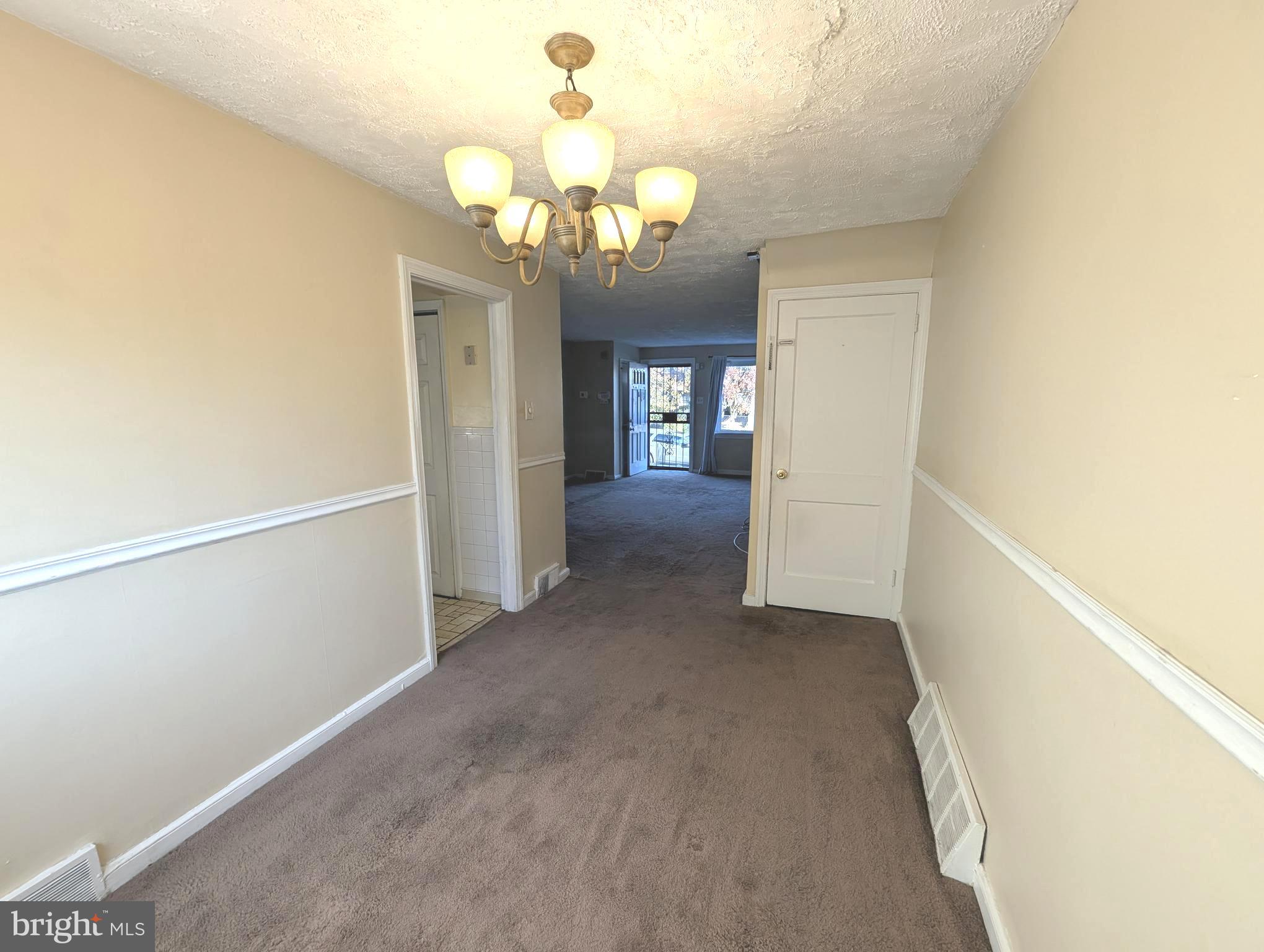 6588 W WALNUT PARK DRIVE