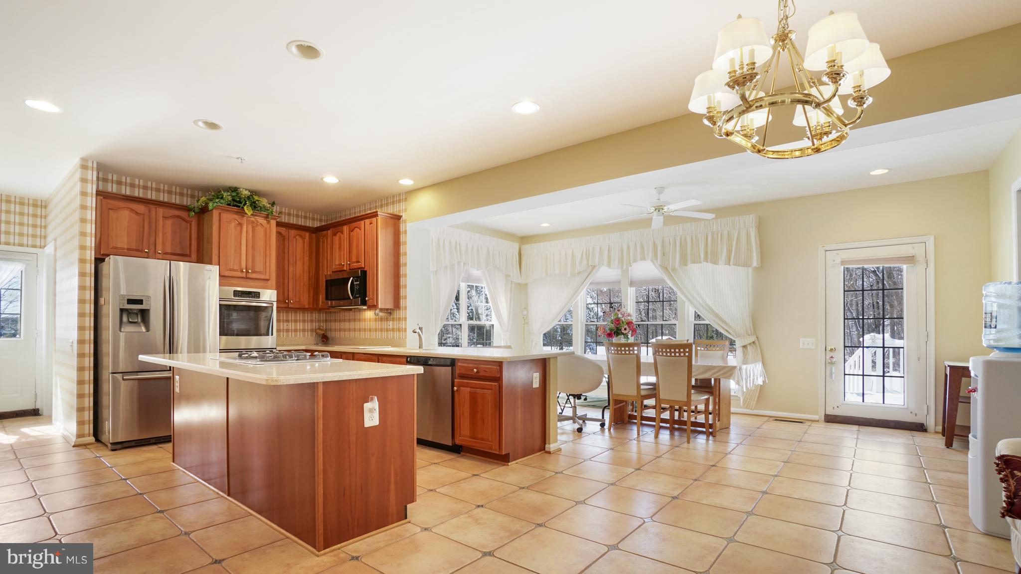 BROOKEFIELD - Residential