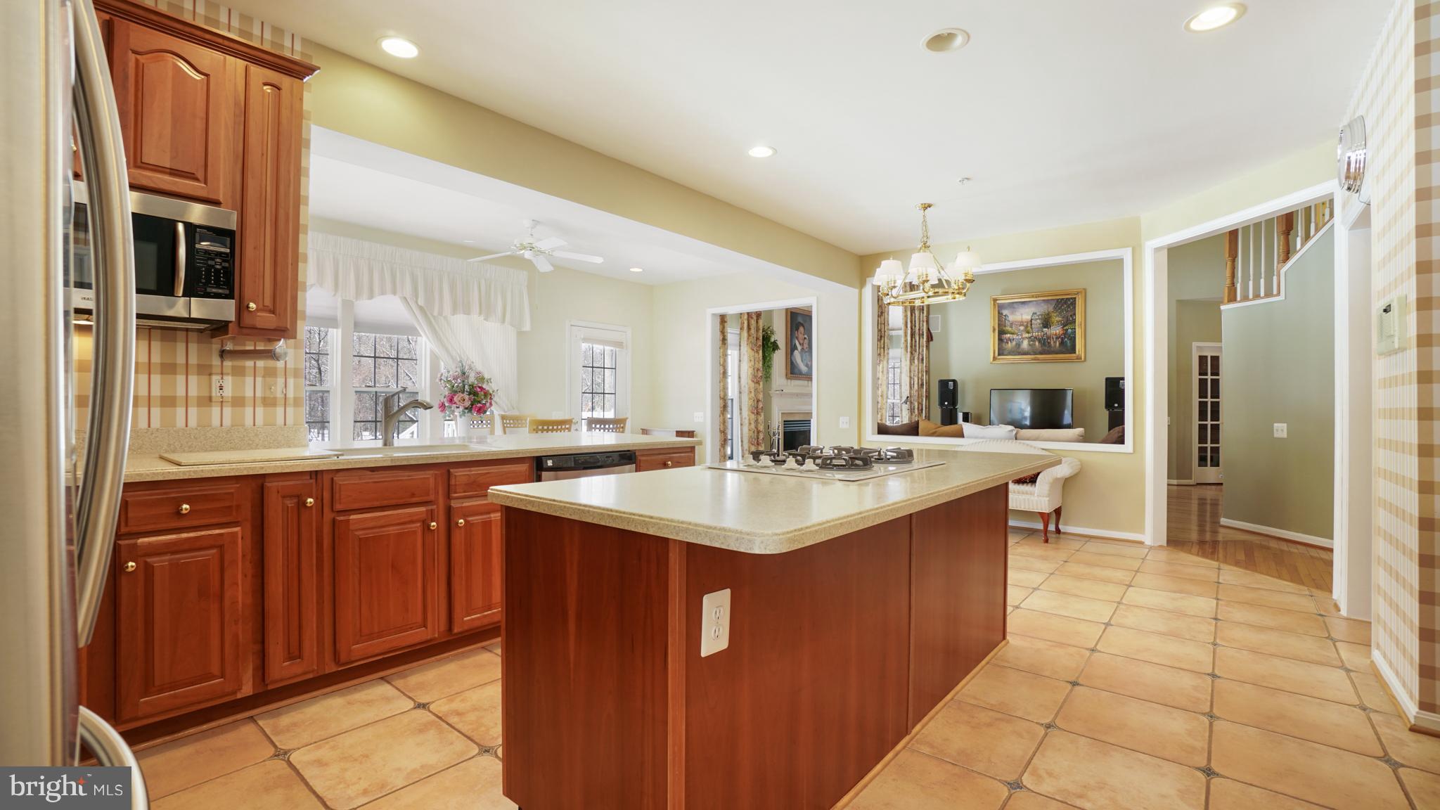 BROOKEFIELD - Residential