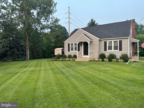 10 DILL AVENUE BERLIN NJ 08009