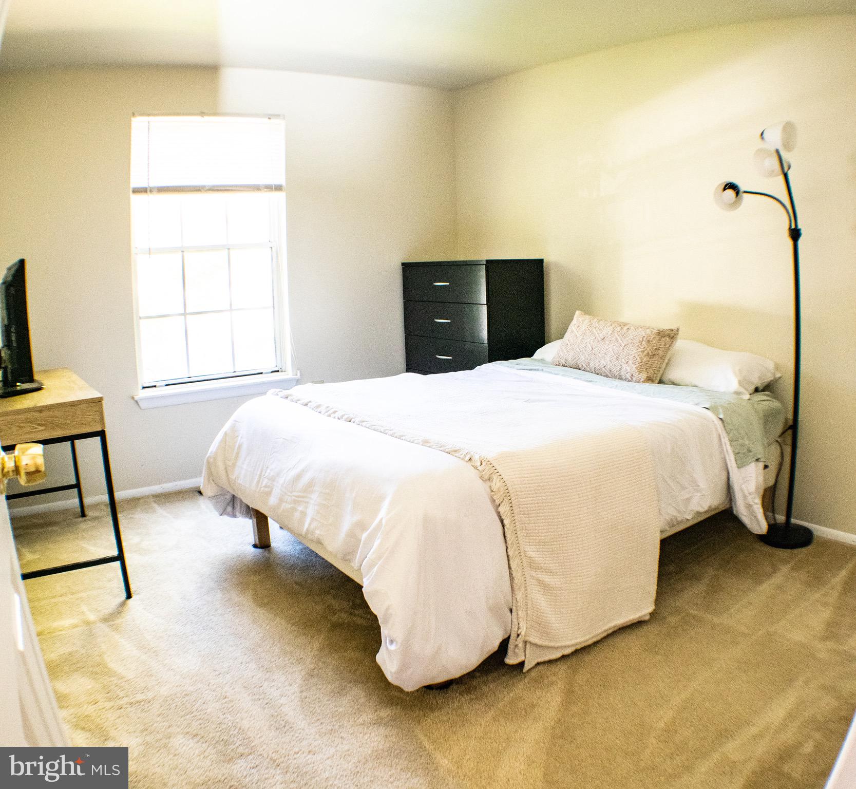 HILLSDALE - Residential