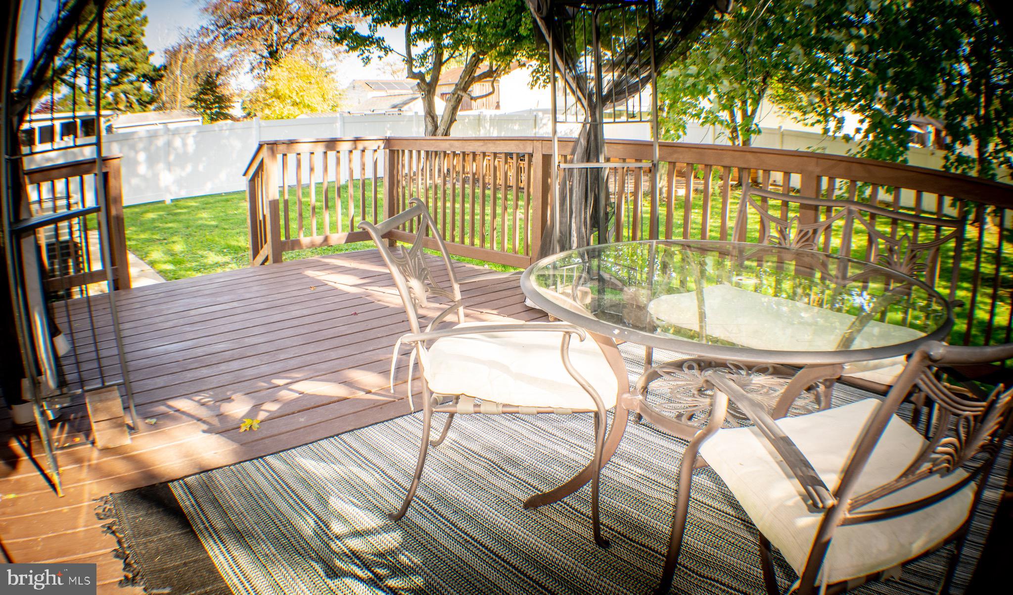 HILLSDALE - Residential