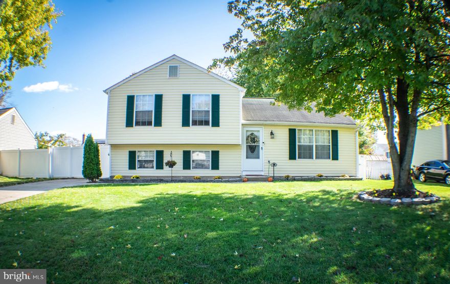 Don’t miss out on this beautiful split-level home in Aberdeen. It has a spacious living room and dining room with new laminate flooring and an open floor plan. Opens to a large rear yard deck, great for family living or entertaining guests. The home has a nice-sized yard, just under a fifth of an acre. There is a large floating deck in the rear of the yard that needs a little T.L.C. but can add to the outdoor living potential of this property. The home has three spacious bedrooms upstairs and an additional room in the basement that can be utilized as another bedroom, an office, a gym, or even a Rec room. The home is located 10 minutes from the Aberdeen Proving Grounds and Cal Ripken Stadium. A quick drive to the Susquehanna State Park, where you can enjoy boating, camping, fishing, hunting, hiking trails, and even museums. A 30-minute drive from all the shops and restaurants downtown Belair and White Marsh have to offer. Lastly, only 5 Minutes from the Aberdeen Amtrak/MARC train station. This Single-family home will not last long.