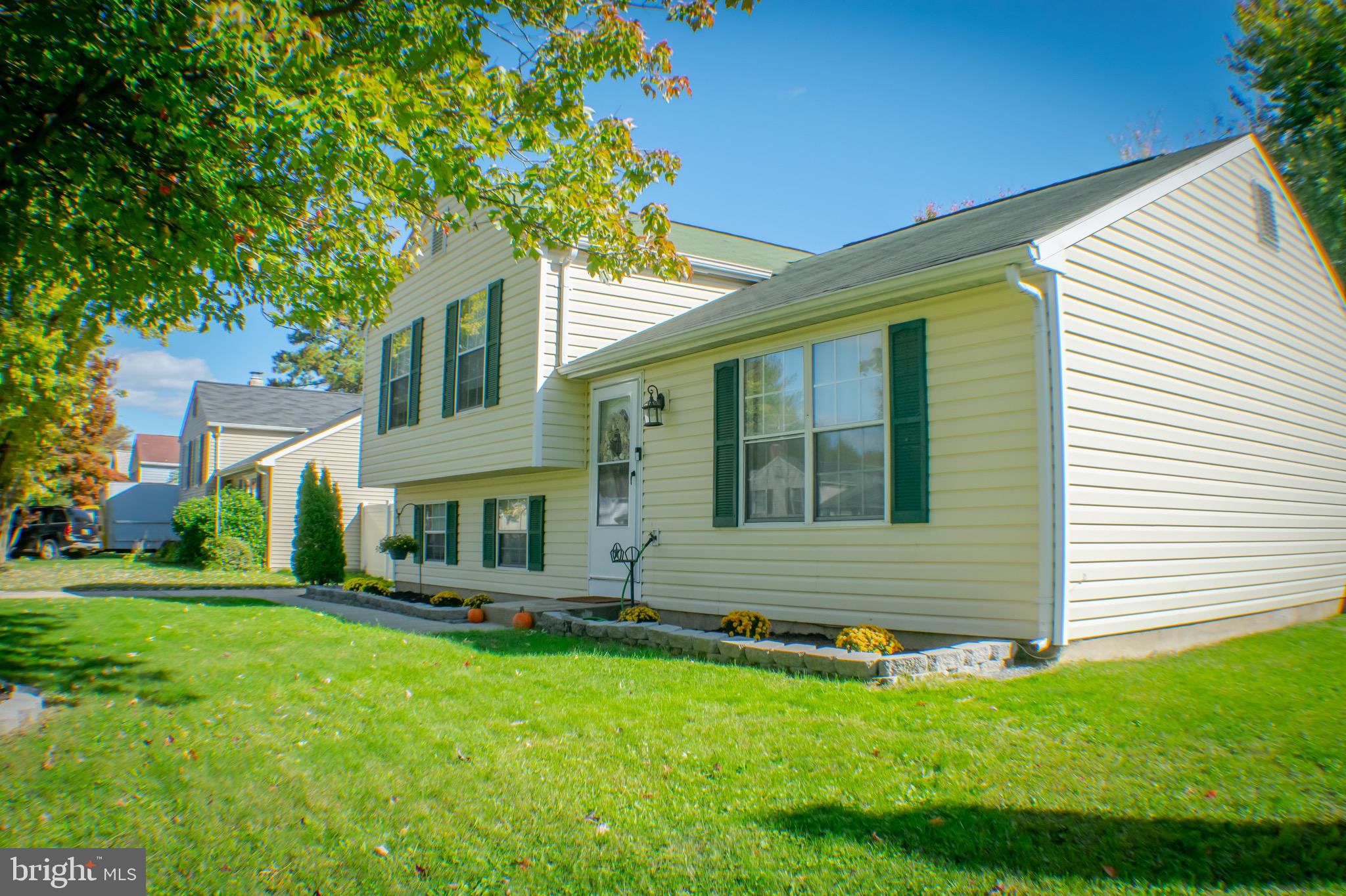 HILLSDALE - Residential