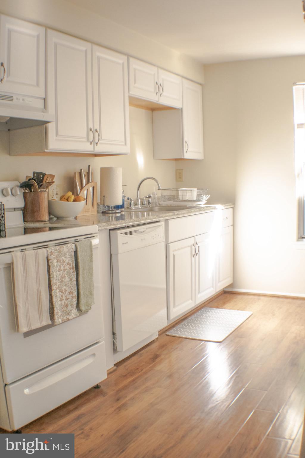 HILLSDALE - Residential