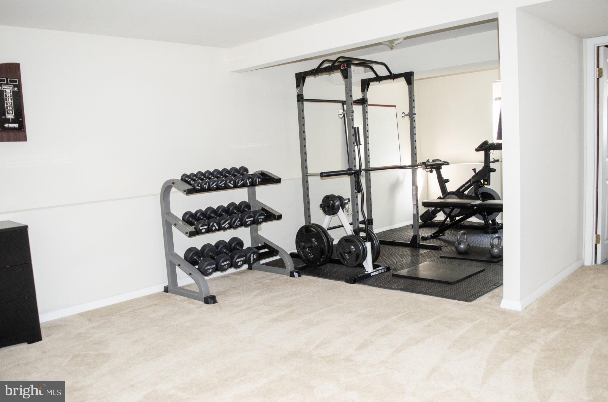 HILLSDALE - Residential