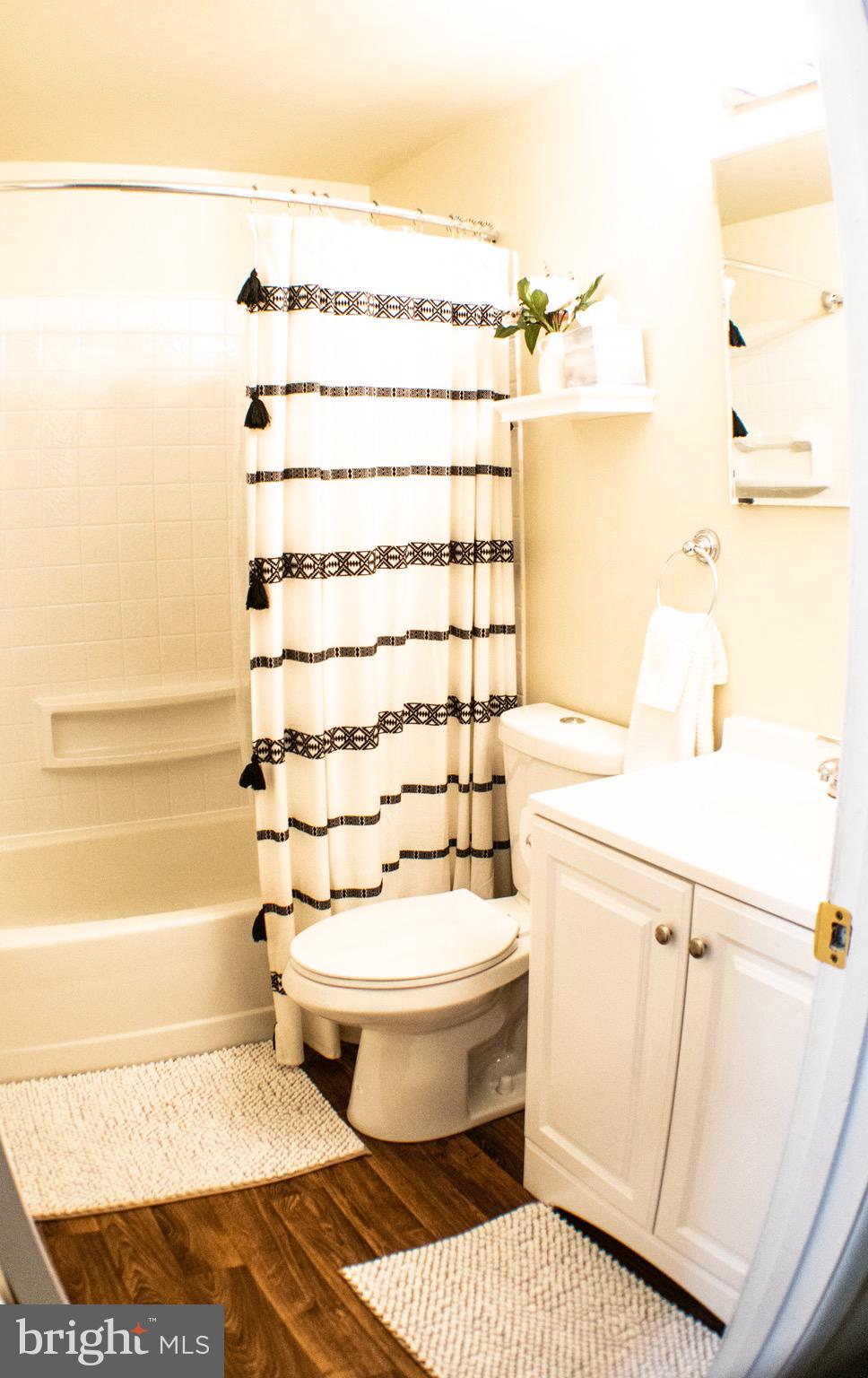 HILLSDALE - Residential