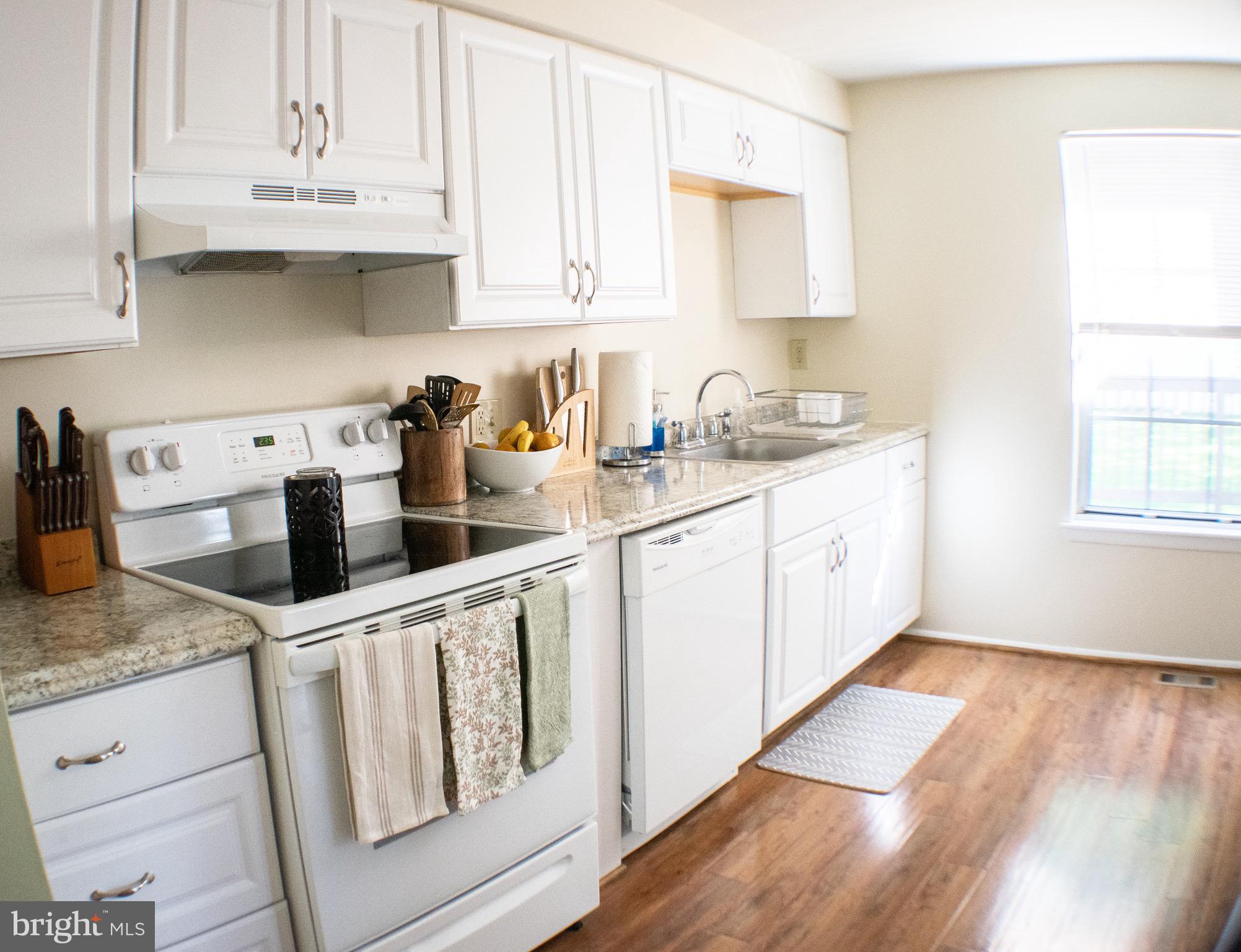 HILLSDALE - Residential