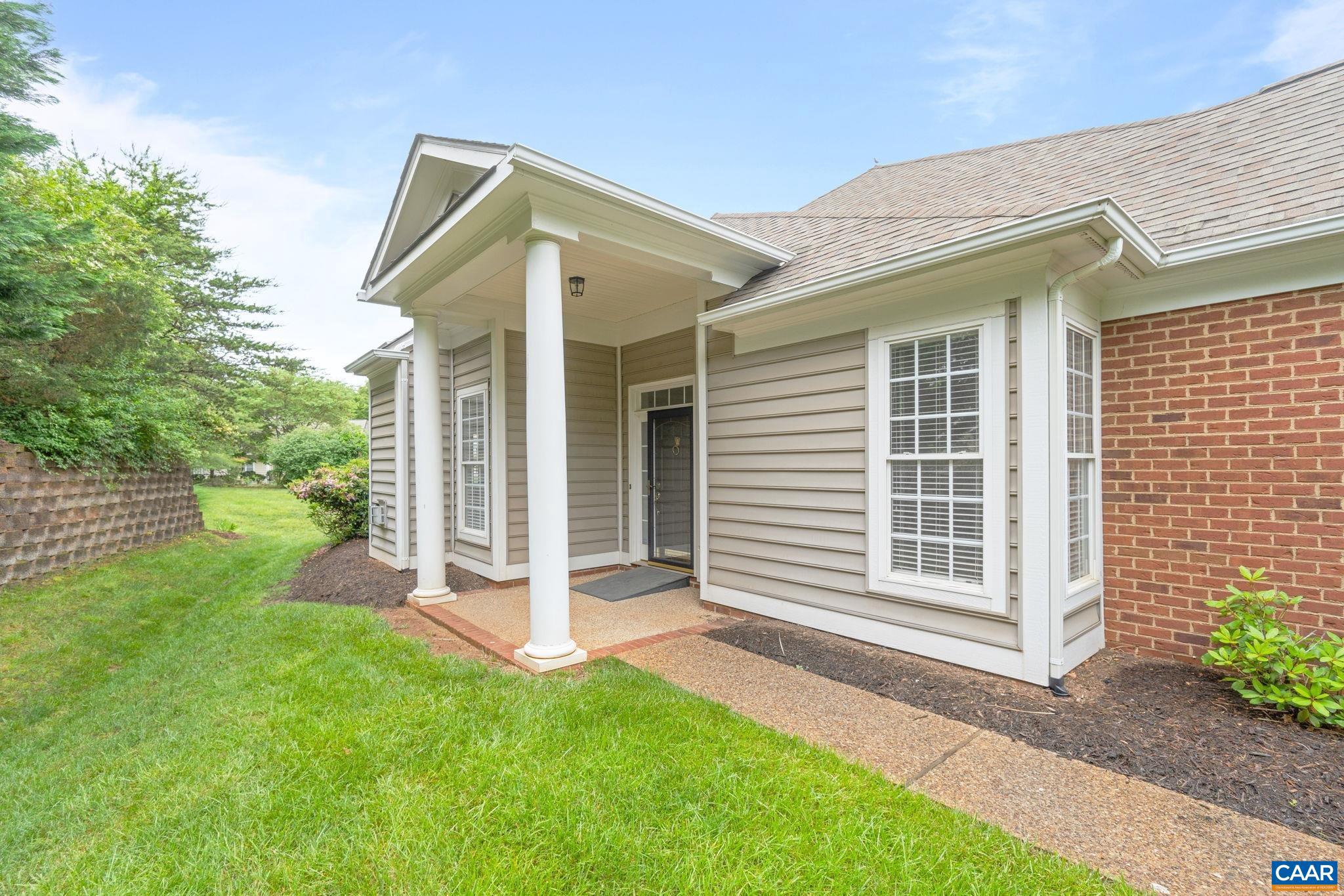 DUNLORA - Residential