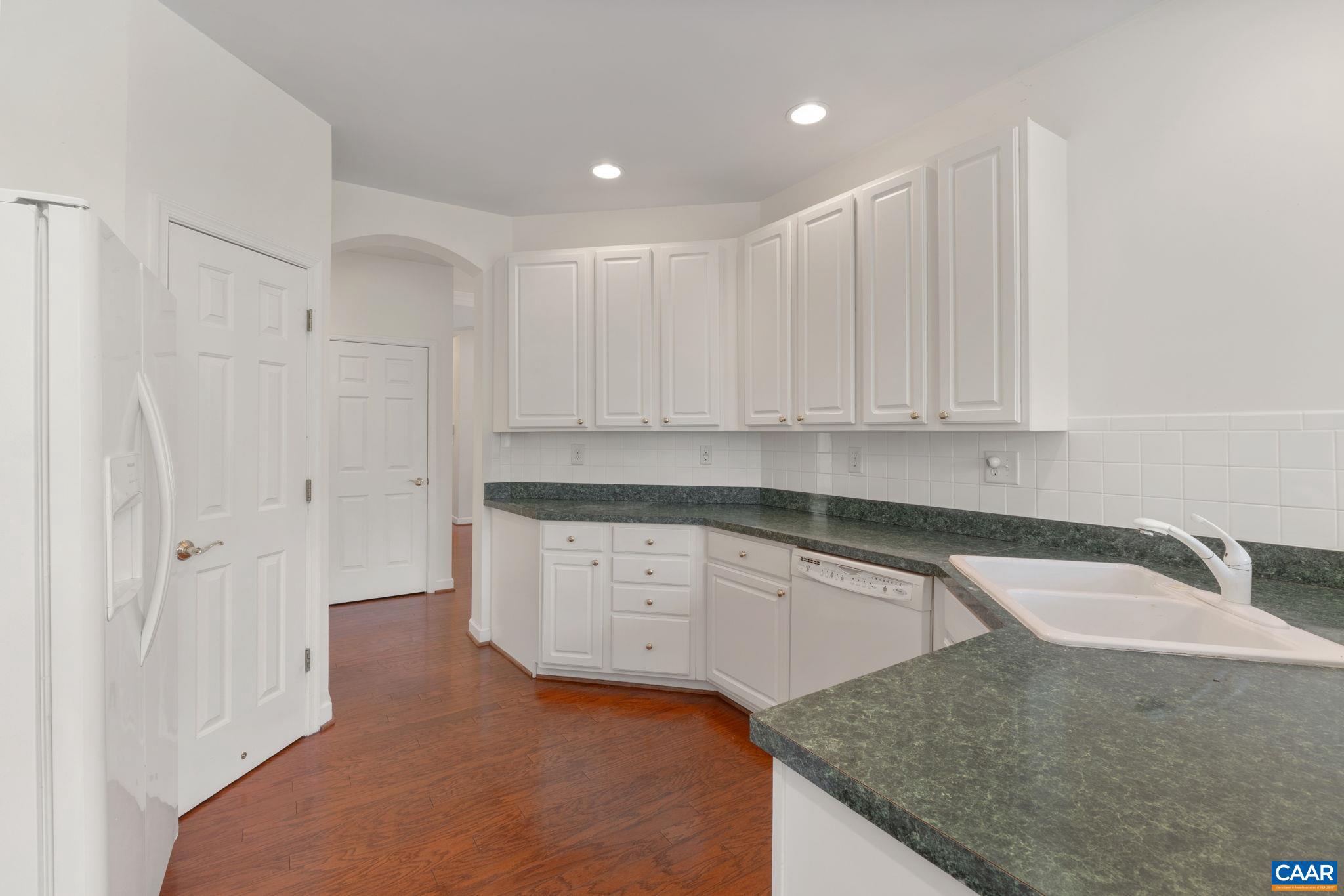 DUNLORA - Residential