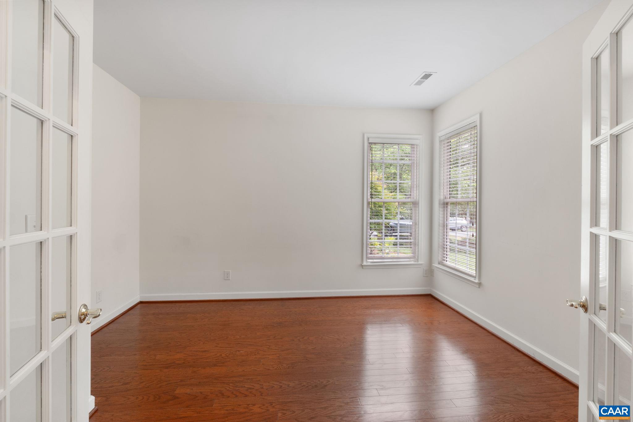 DUNLORA - Residential