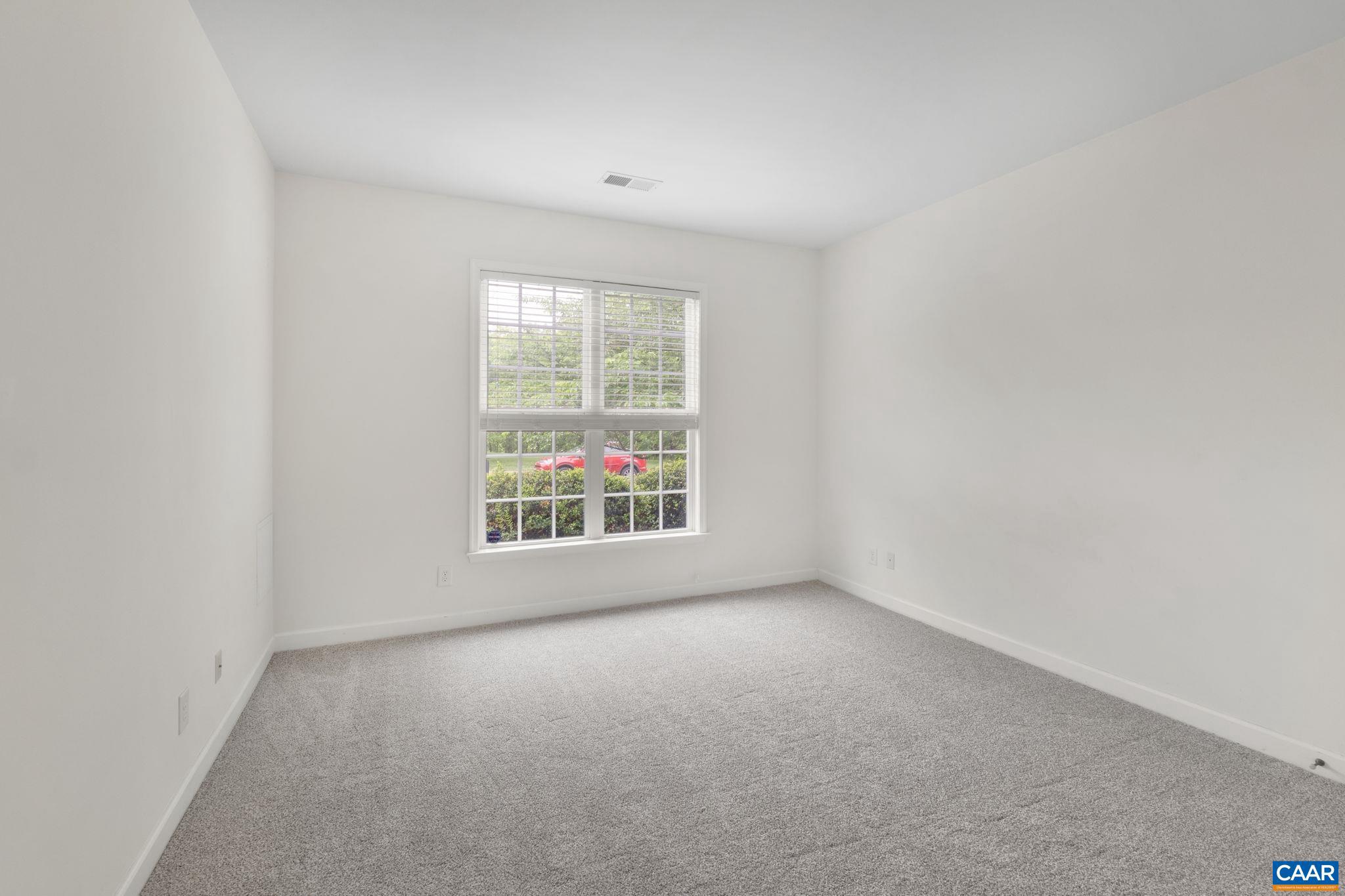 DUNLORA - Residential