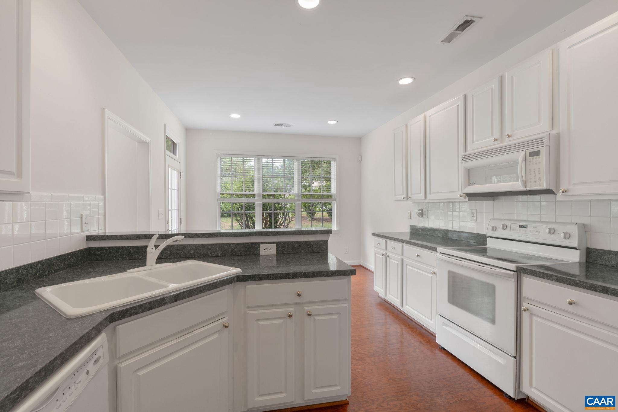 DUNLORA - Residential