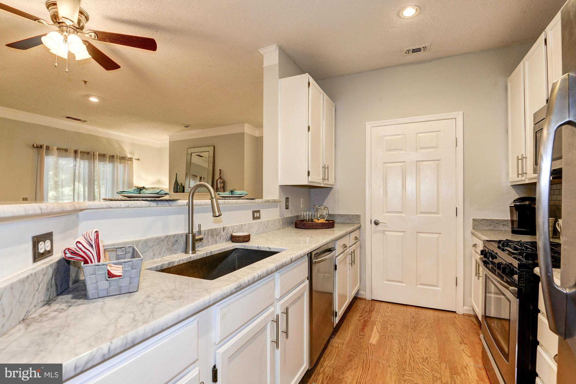 EDGEWATER AT TOWN CENTER - Residential