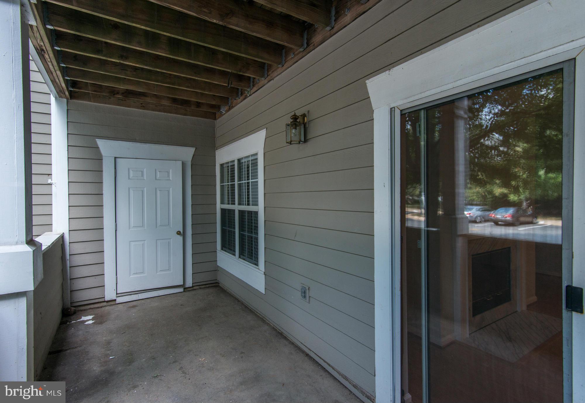 EDGEWATER AT TOWN CENTER - Residential