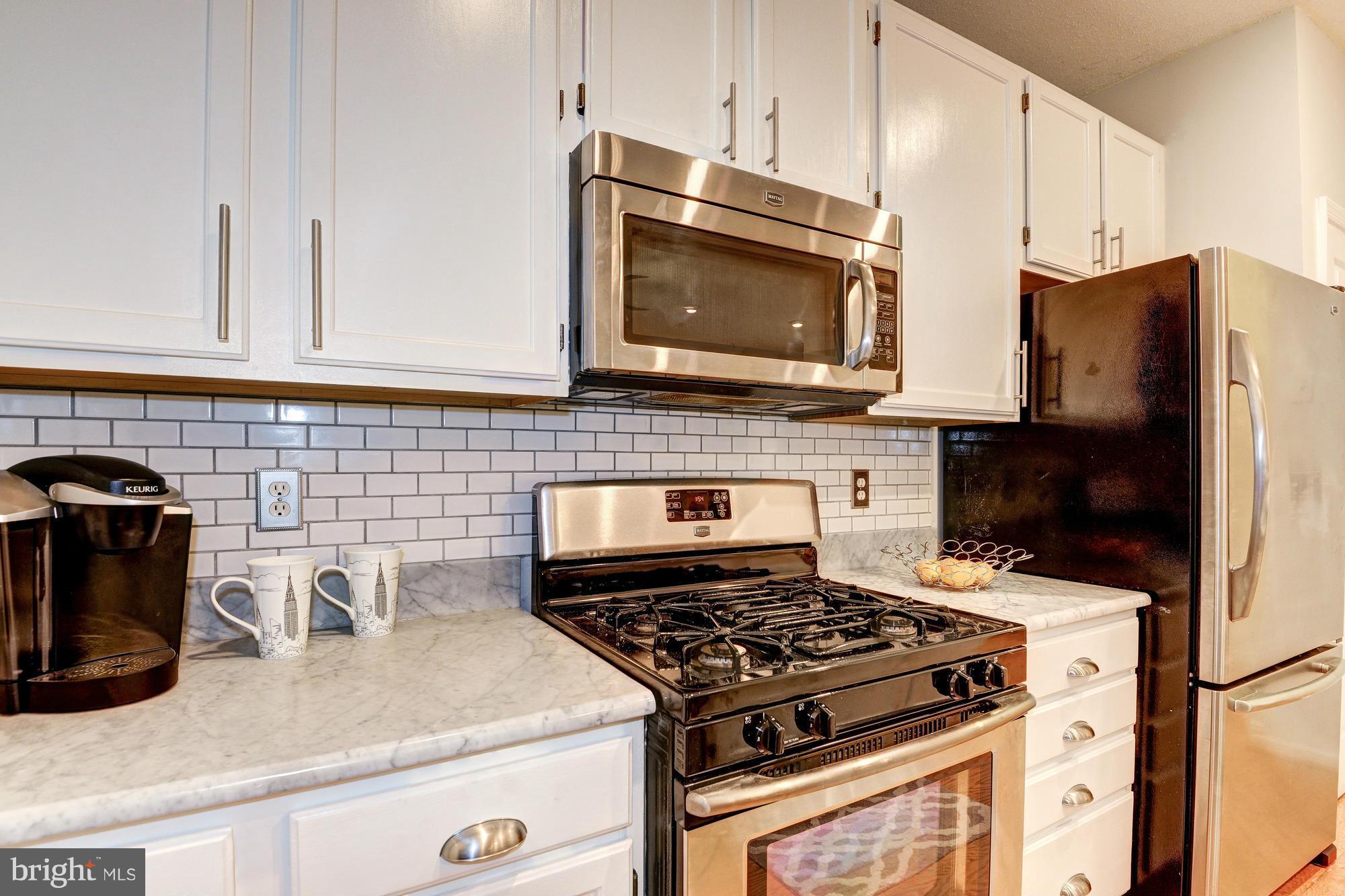 EDGEWATER AT TOWN CENTER - Residential