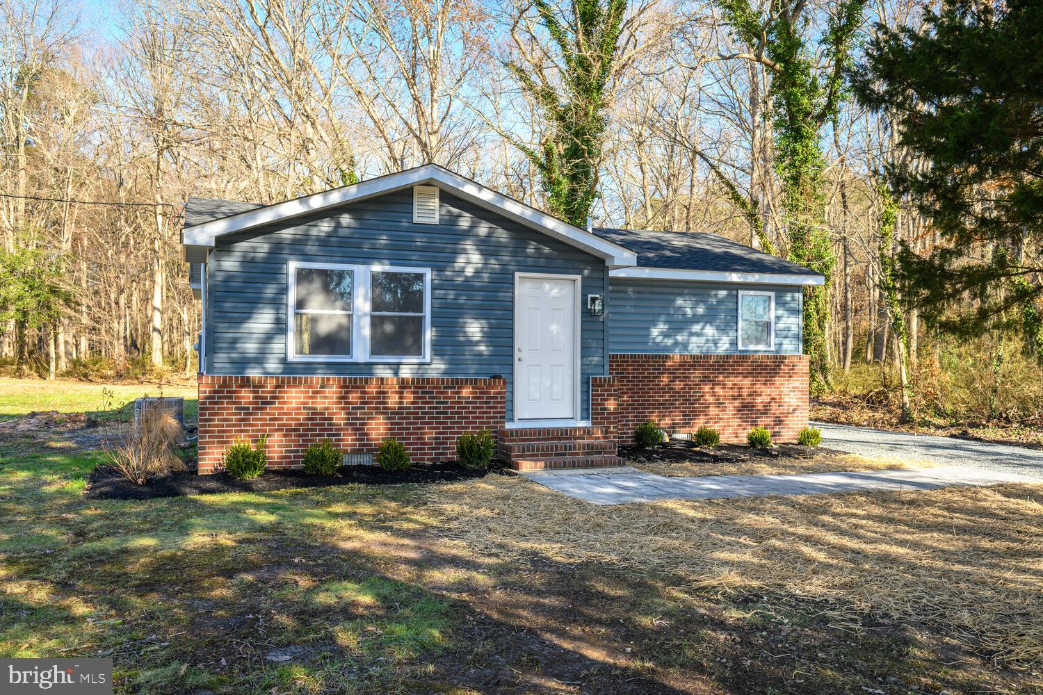 1109 GRASONVILLE CEMETERY ROAD