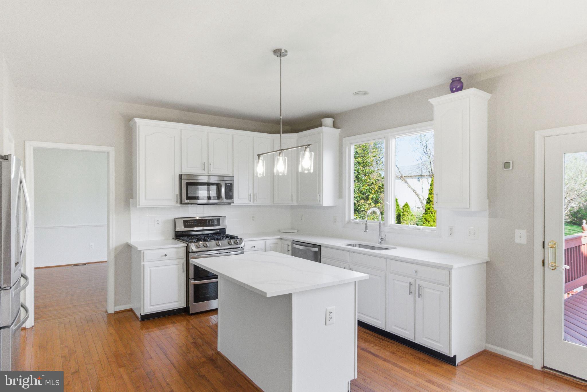 FARMWELL HUNT - Residential