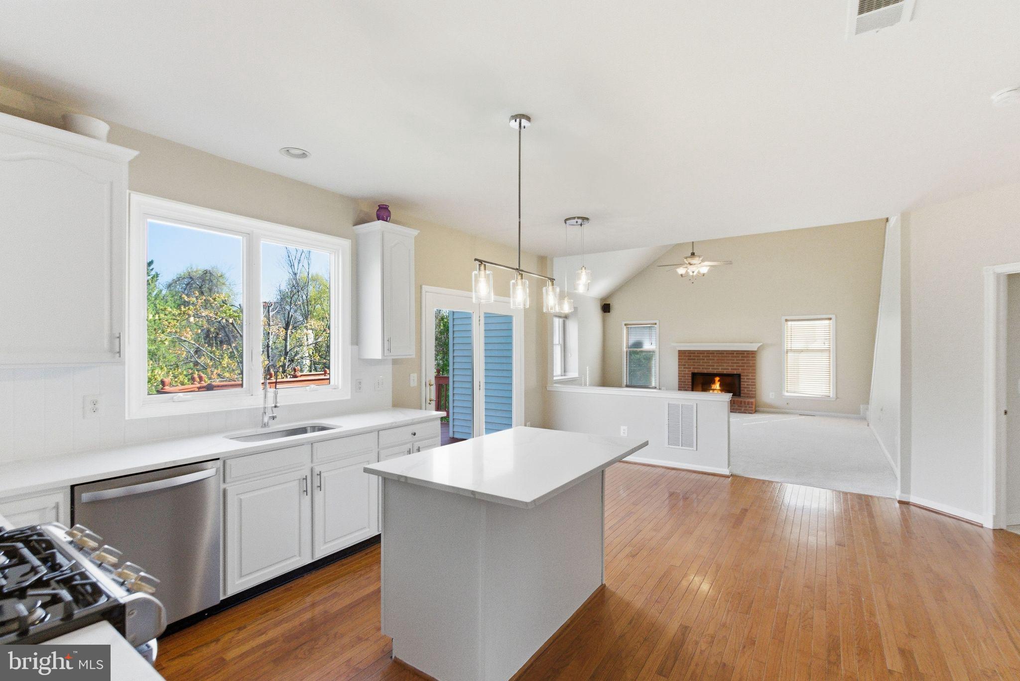 FARMWELL HUNT - Residential