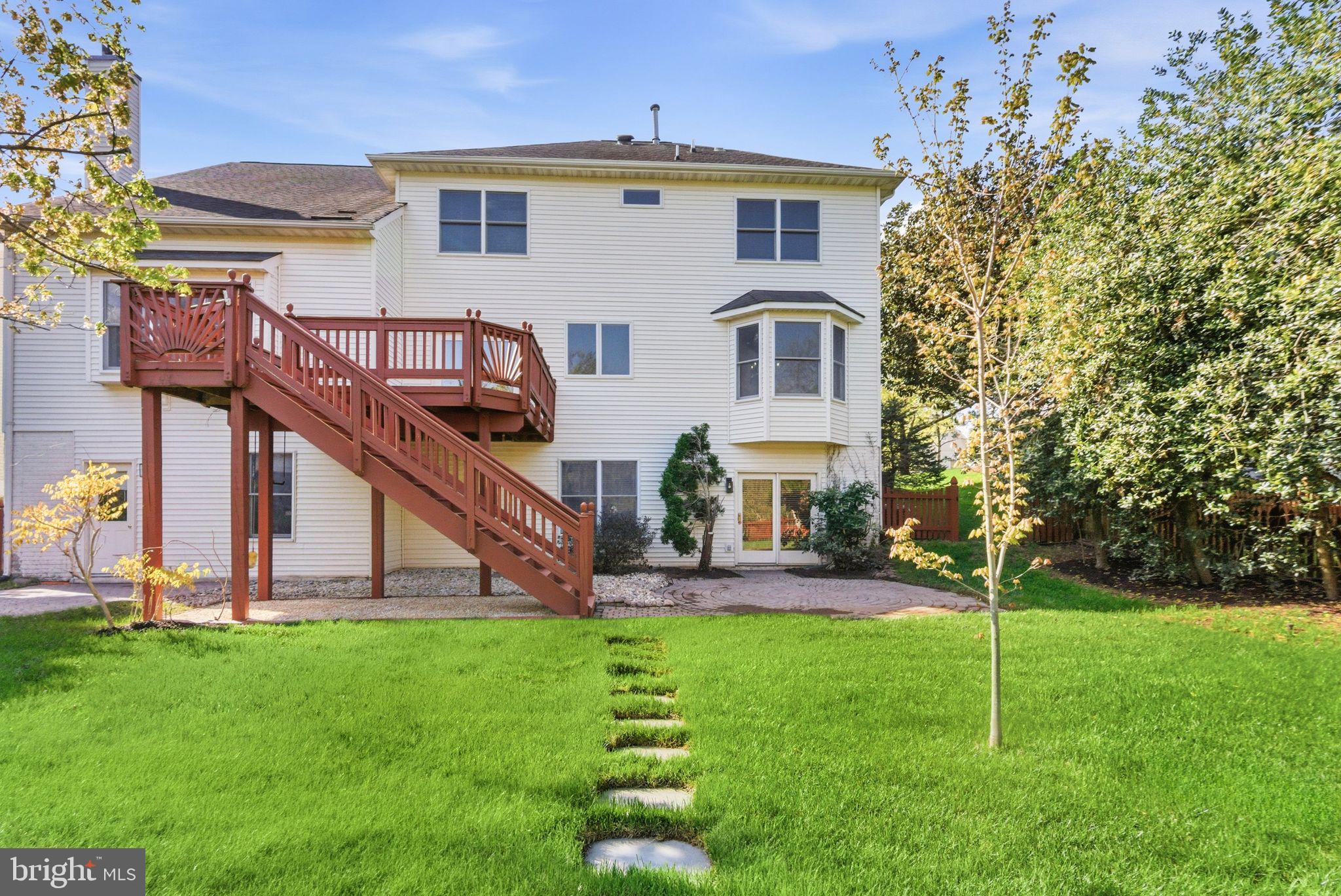 FARMWELL HUNT - Residential