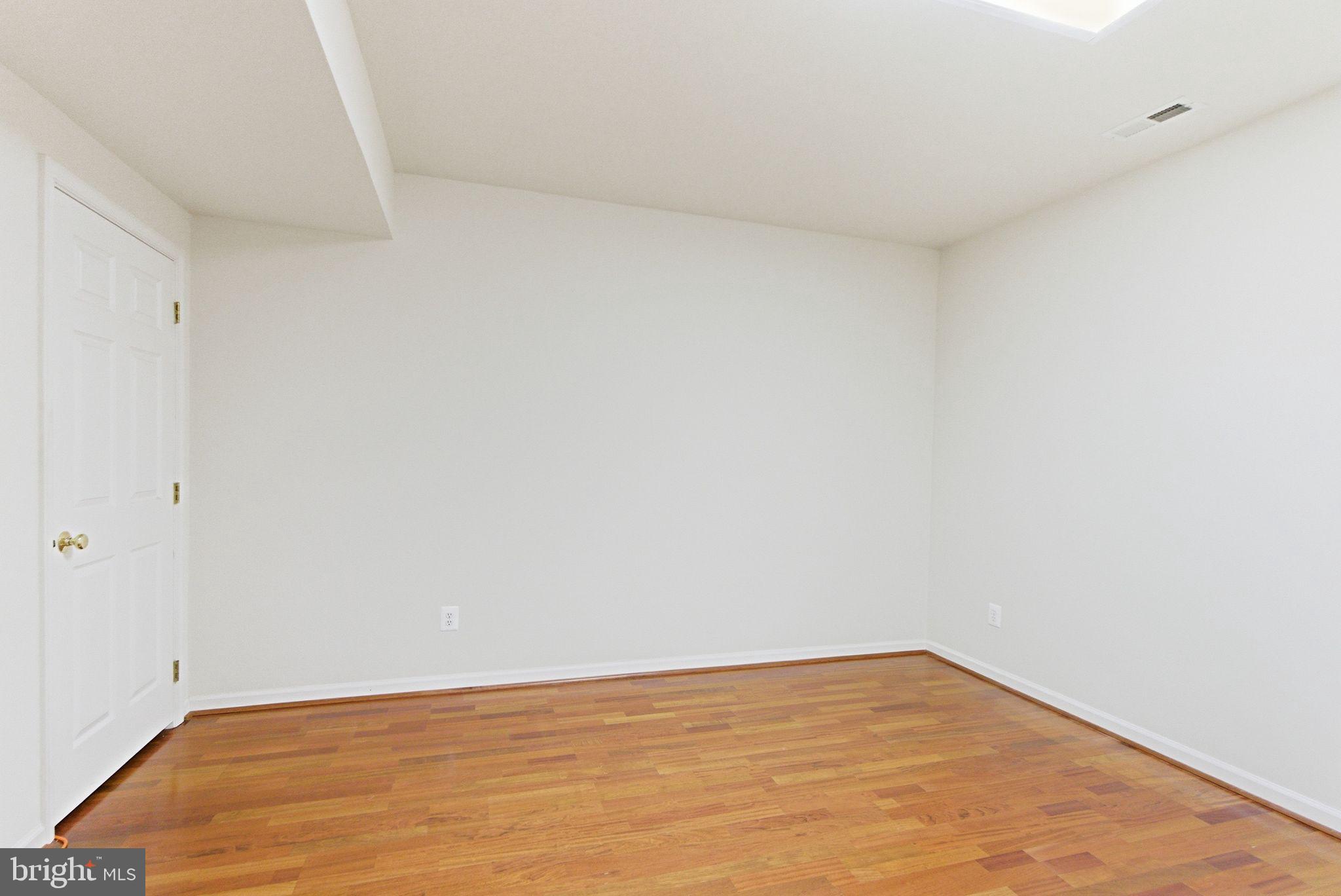 FARMWELL HUNT - Residential