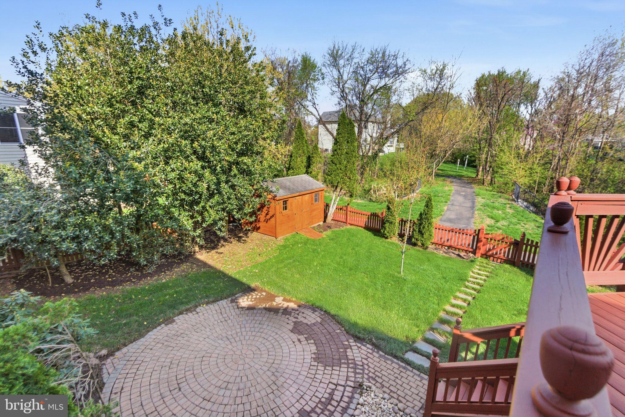 FARMWELL HUNT - Residential