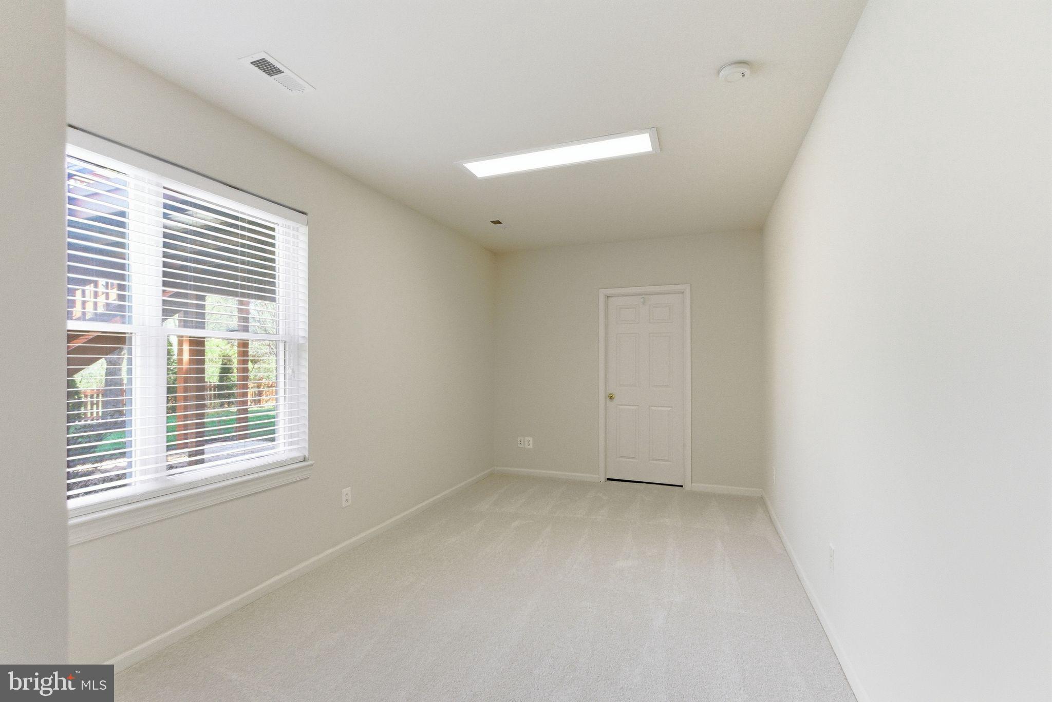 FARMWELL HUNT - Residential