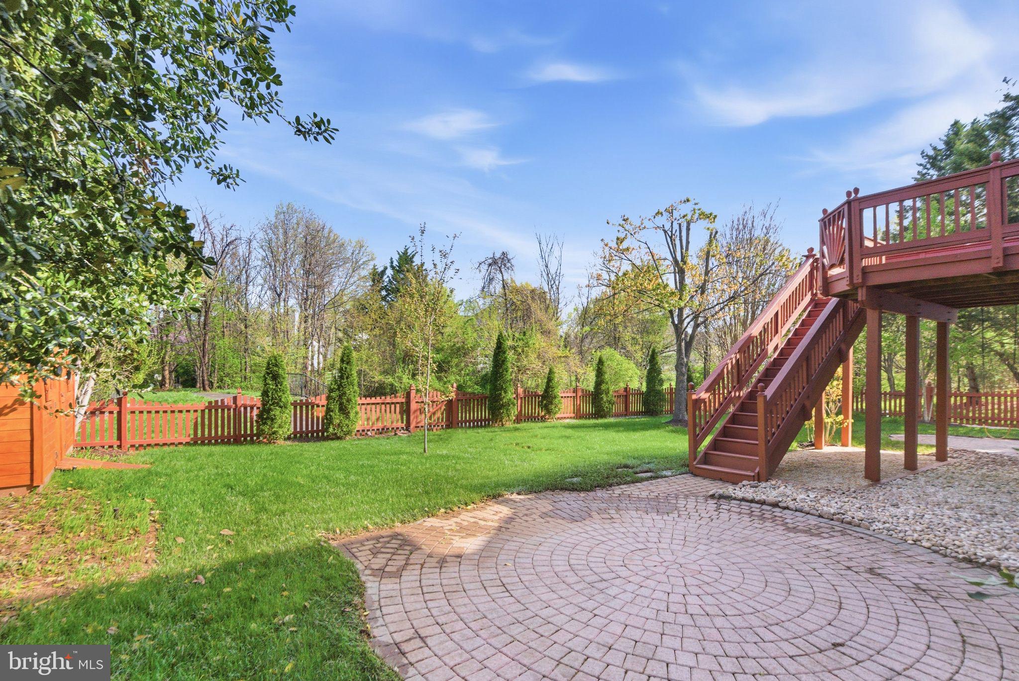 FARMWELL HUNT - Residential