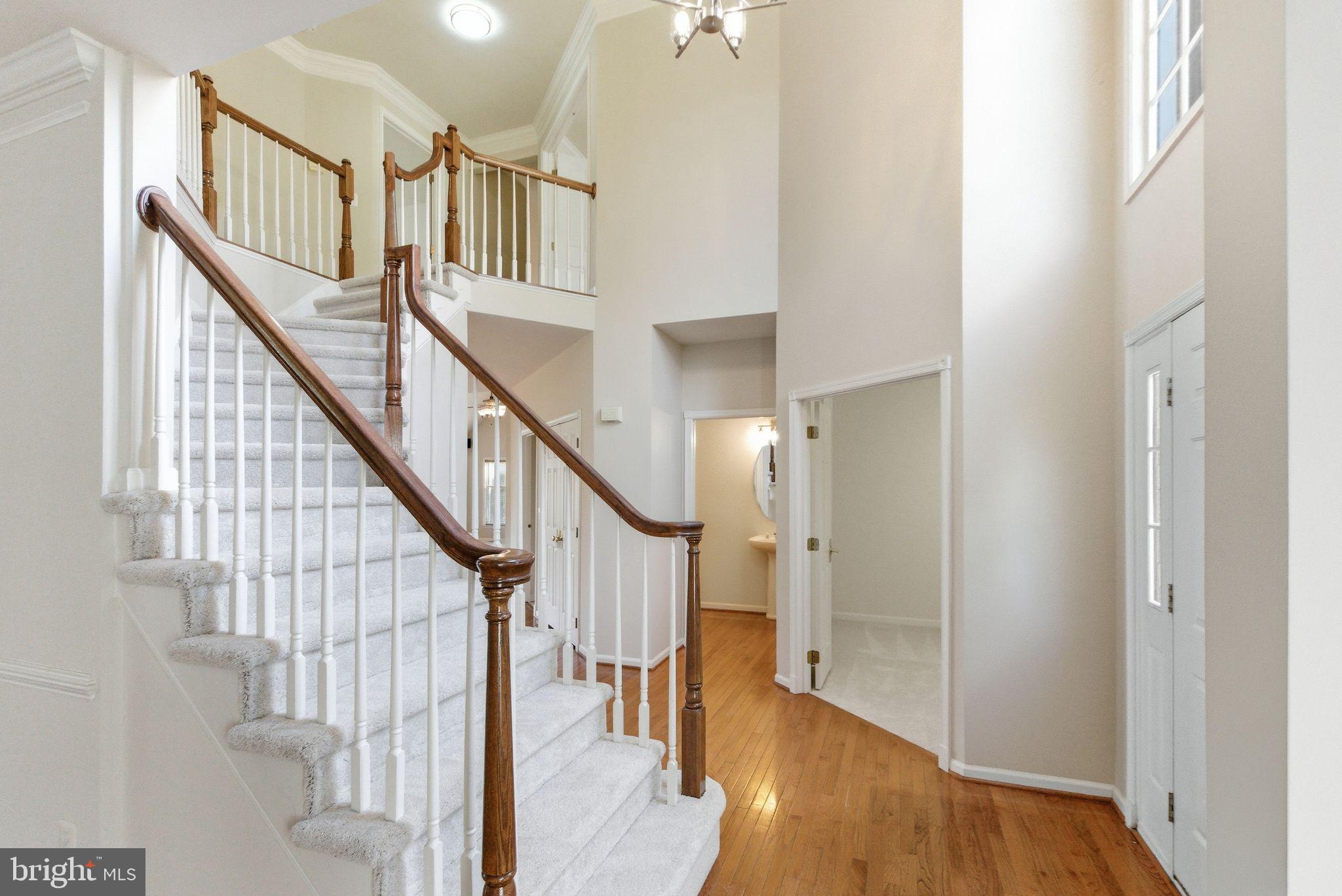 FARMWELL HUNT - Residential