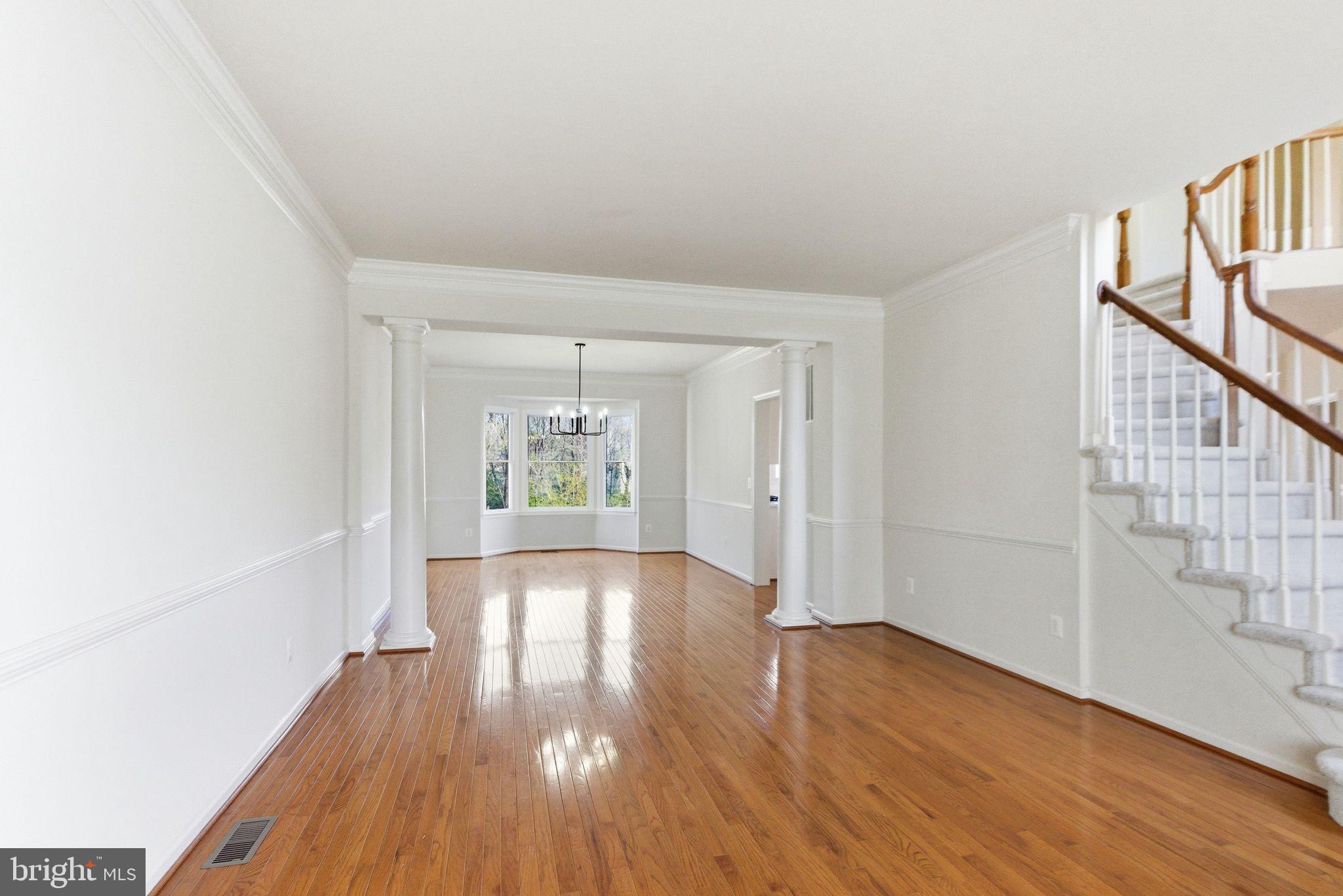 FARMWELL HUNT - Residential