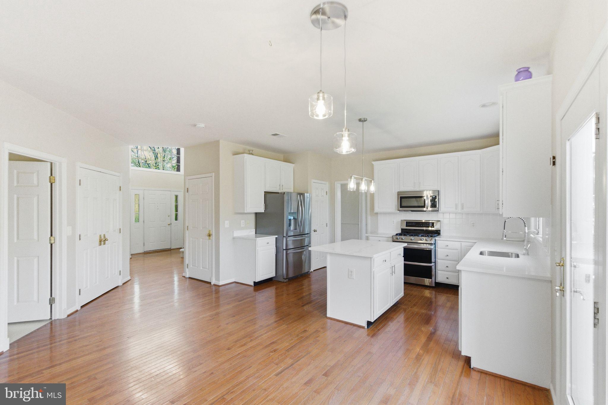 FARMWELL HUNT - Residential