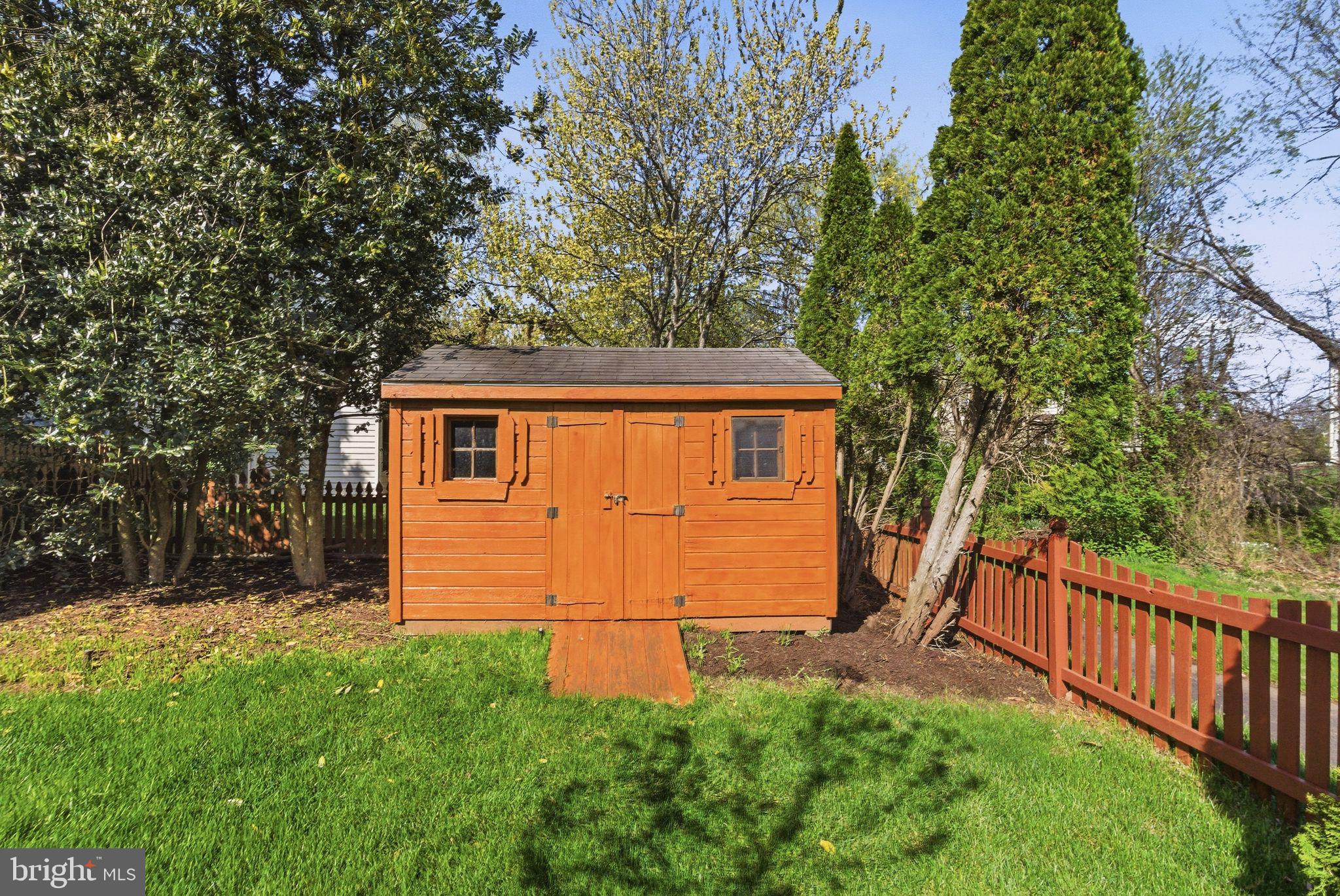 FARMWELL HUNT - Residential