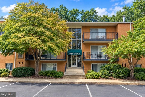Photo of 12654 Dara Drive #T2, WOODBRIDGE, VA 22192 (MLS # VAPW2131514)