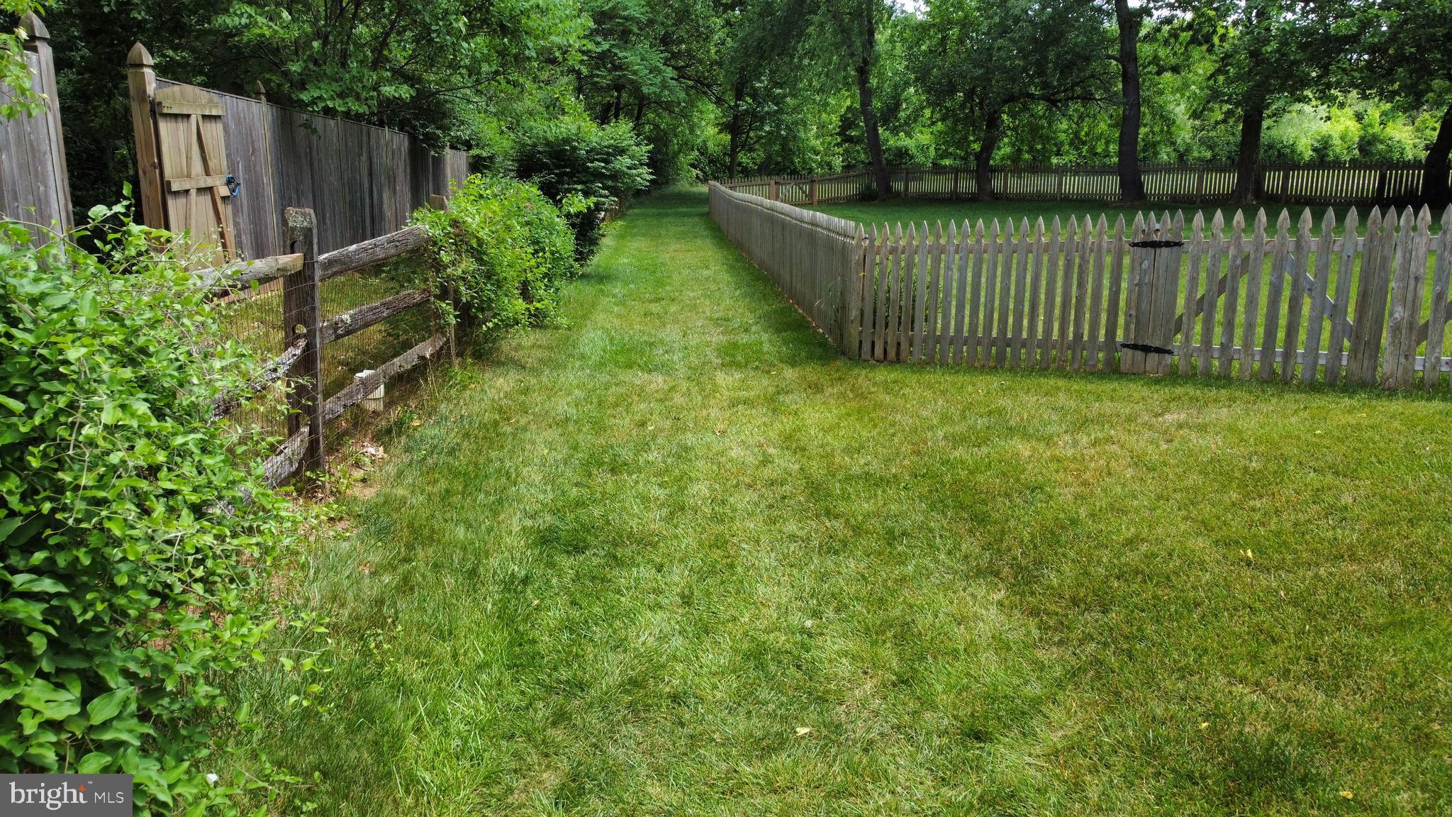 CLOVERDALE - Residential