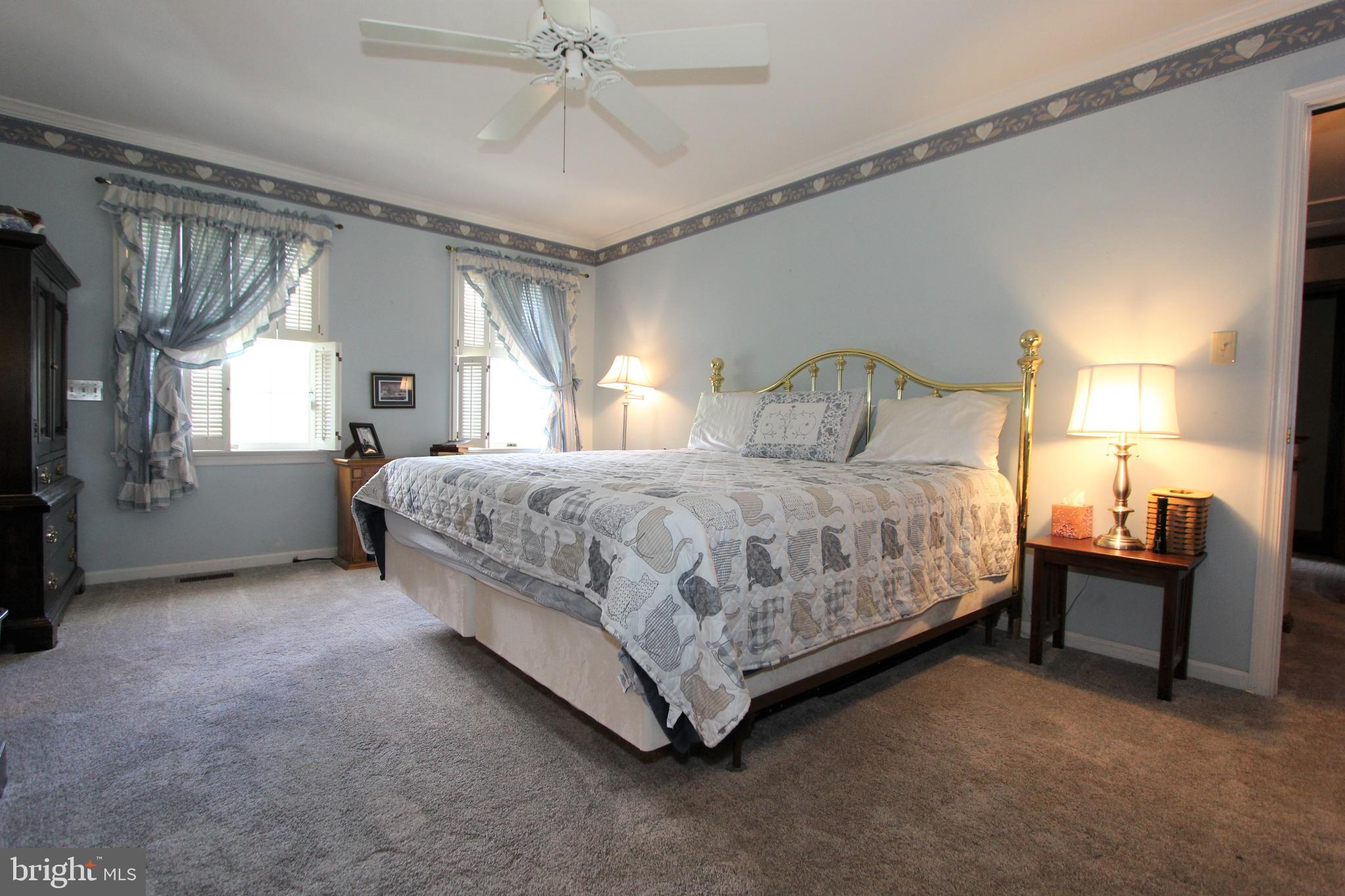 CLOVERDALE - Residential