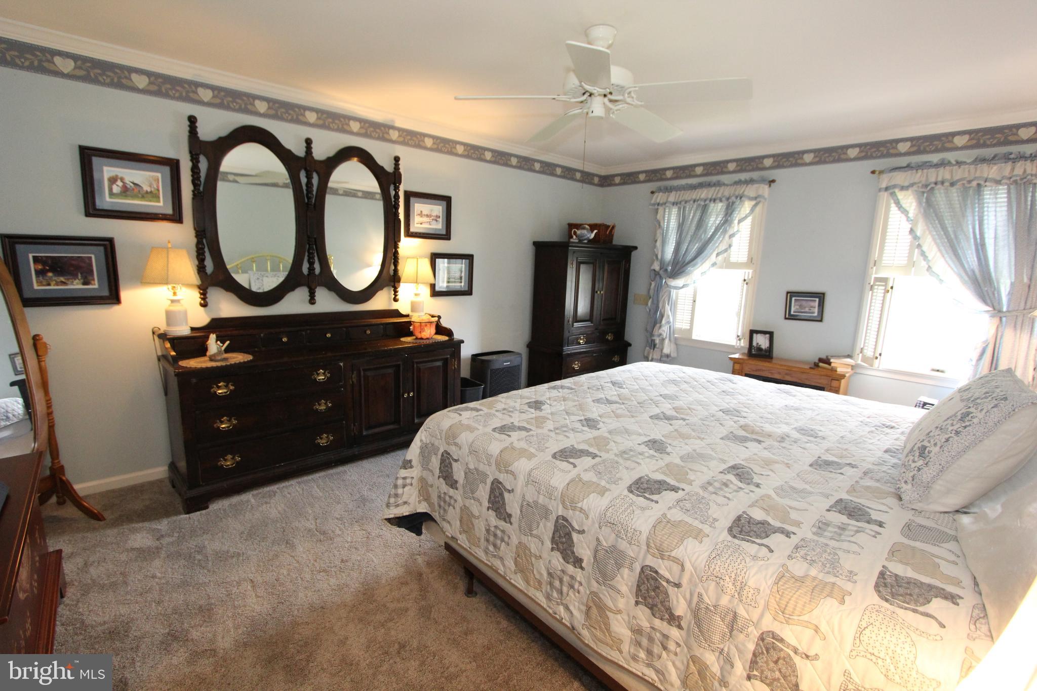 CLOVERDALE - Residential