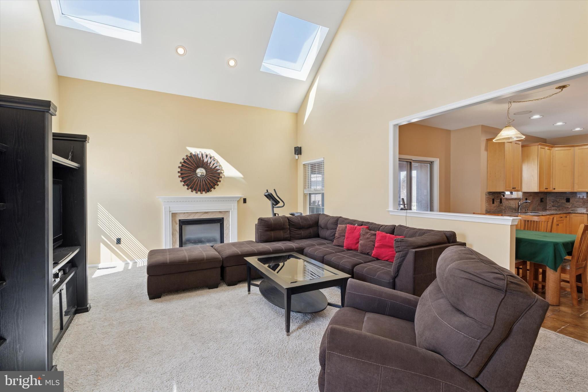 AUTUMN RIDGE - Residential