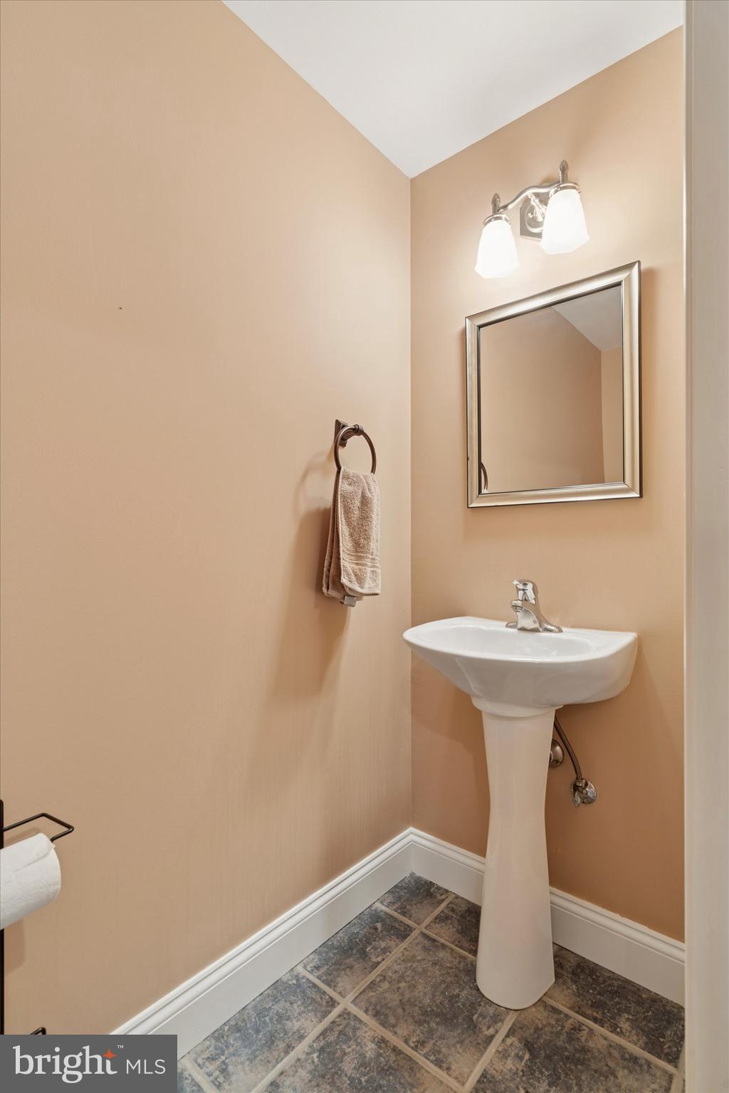 AUTUMN RIDGE - Residential