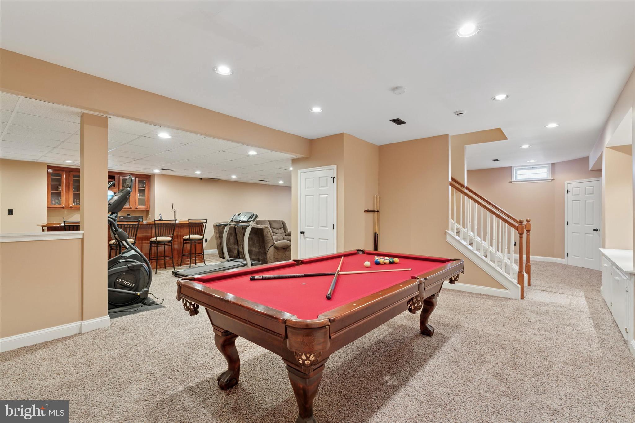 AUTUMN RIDGE - Residential