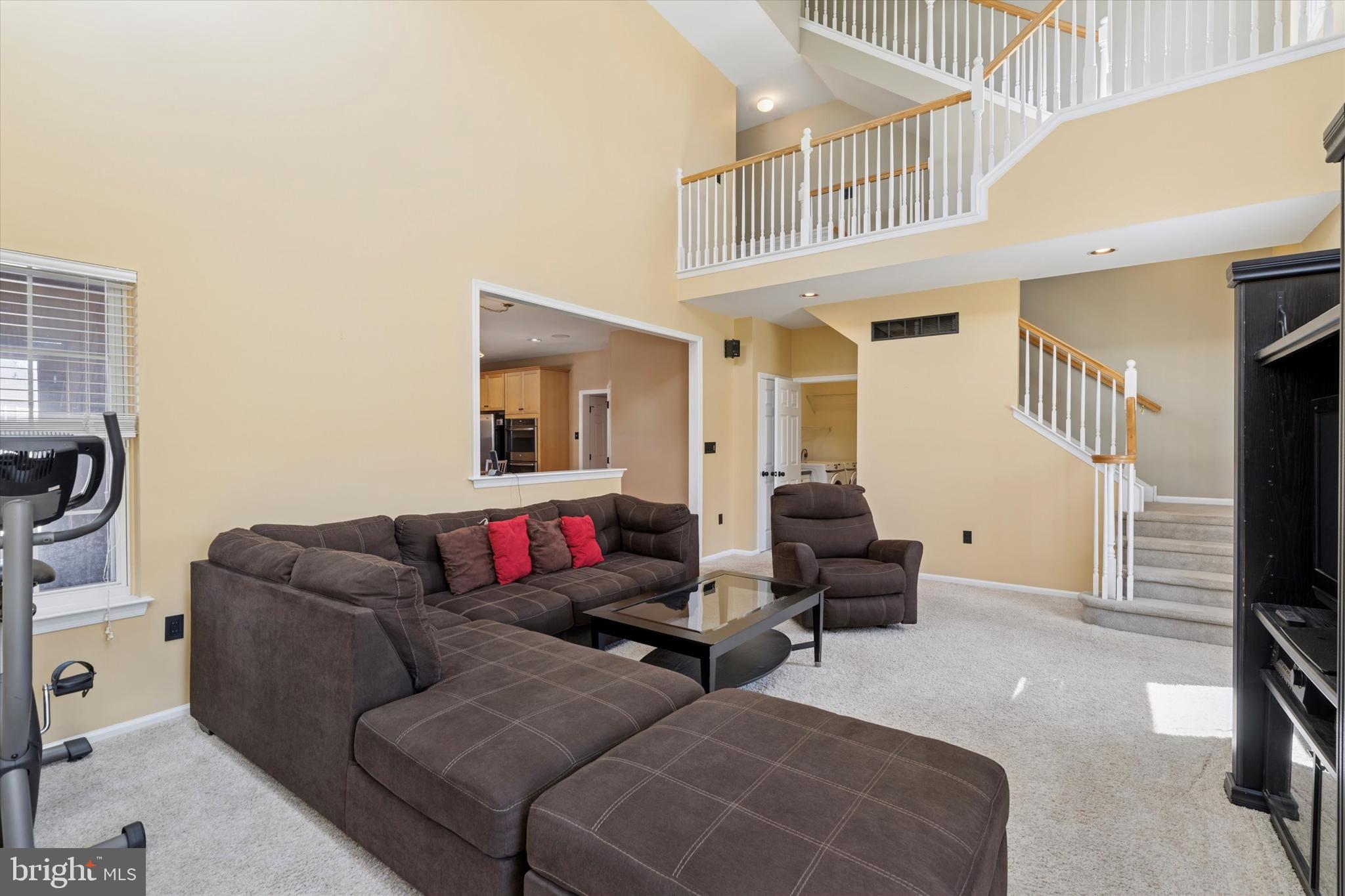 AUTUMN RIDGE - Residential