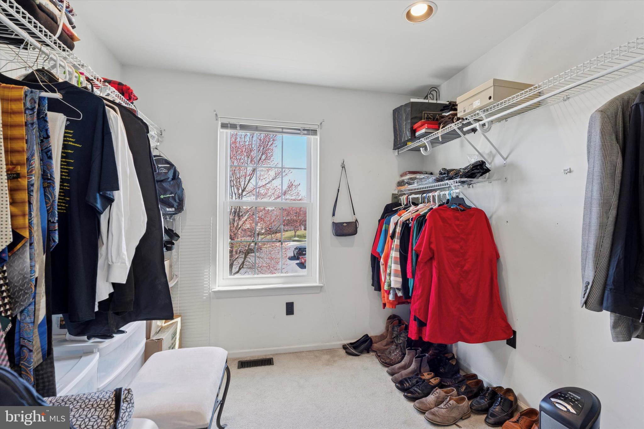 AUTUMN RIDGE - Residential