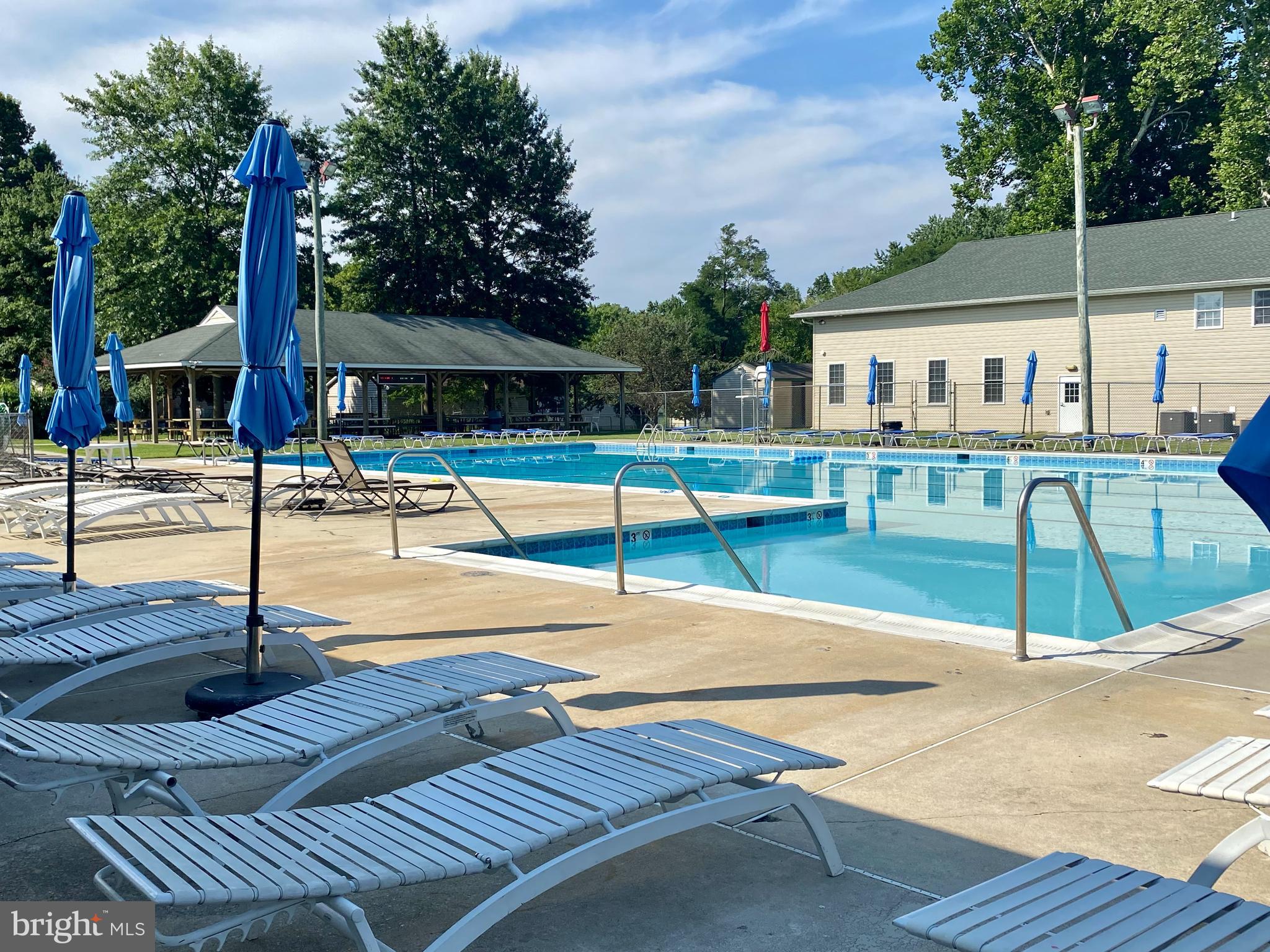 CLOVERFIELDS - Residential