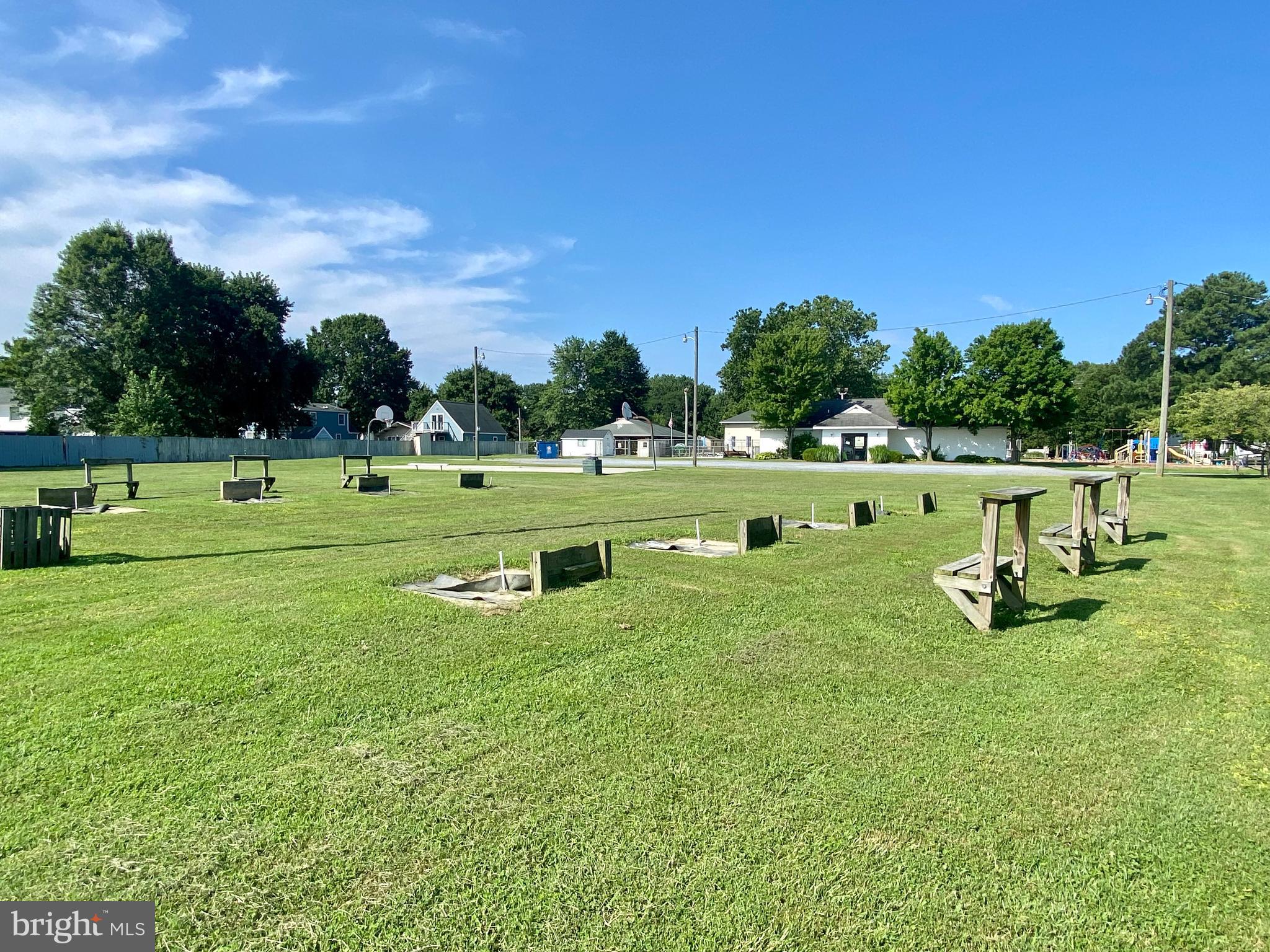 CLOVERFIELDS - Residential